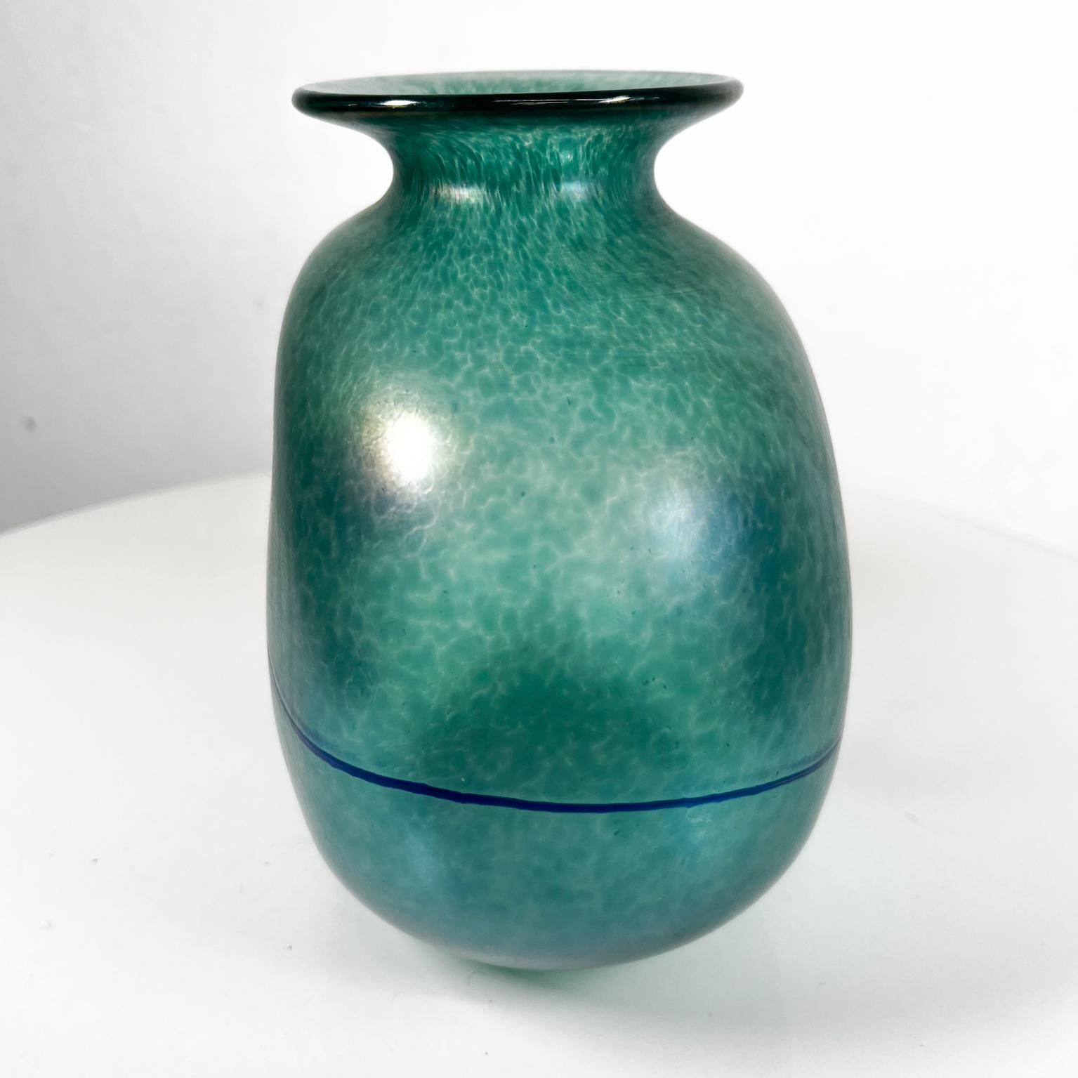 Late 20th Century 1970s Iridescent Green Art Glass Vase Robert Held Canada For Sale