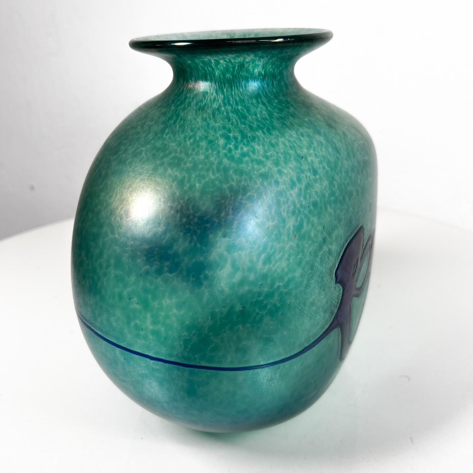 1970s Iridescent Green Art Glass Vase Robert Held Canada For Sale 1