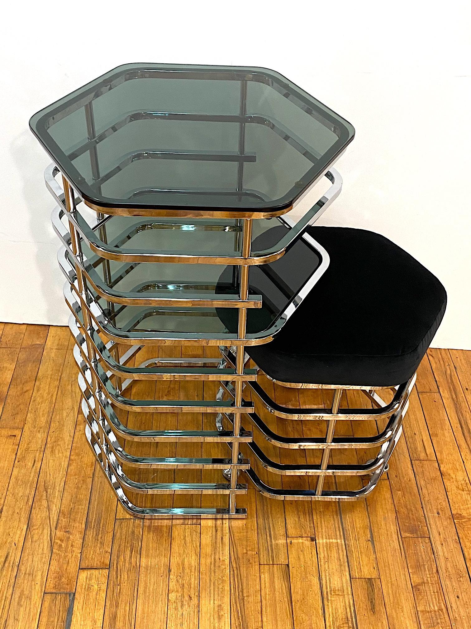 1970s Modern Italian Chrome and Glass Vanity Table & Seat For Sale 5