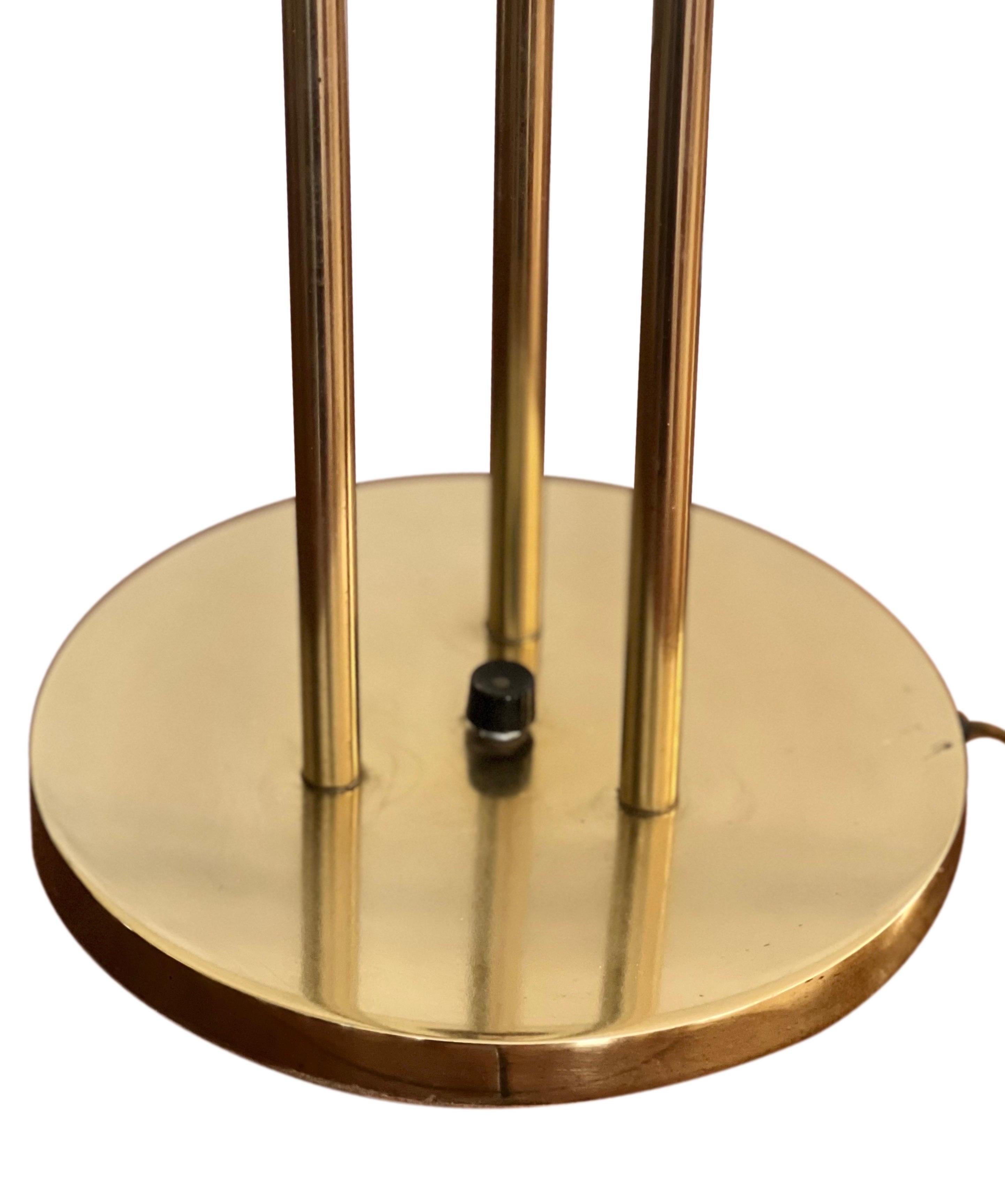 1970's Modern Italian Space Age Brass and Lucite Table Lamp For Sale 6
