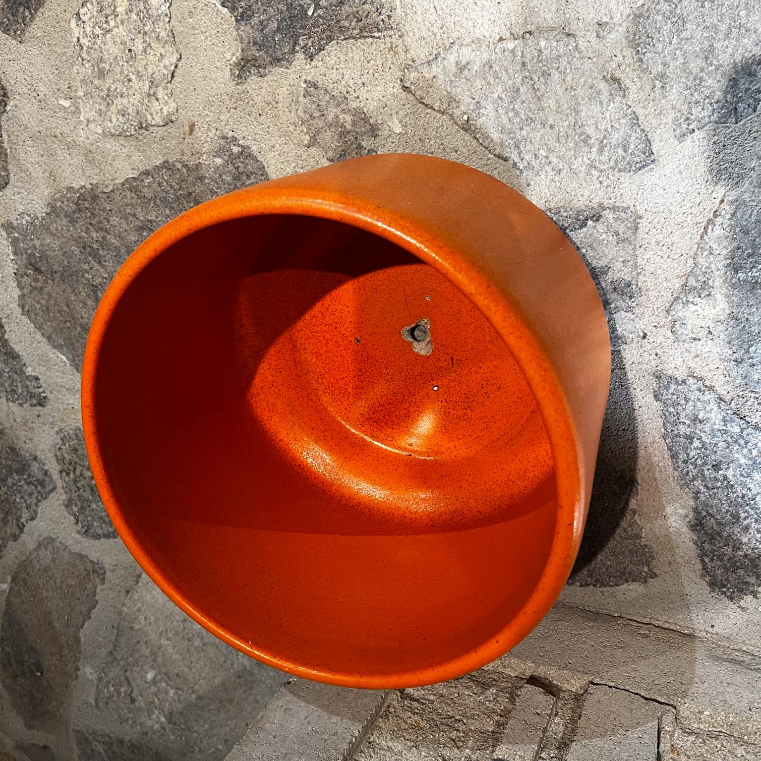 1970s Modern Orange Planter Art Pottery Style Gainey Ceramics In Good Condition In Chula Vista, CA