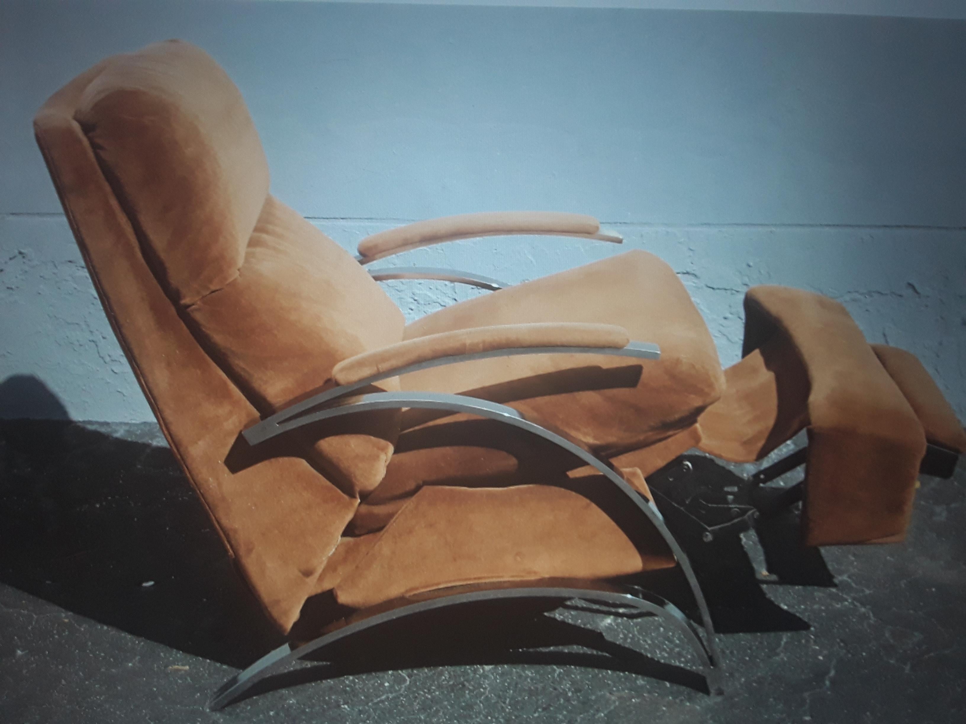 1970's Modern Plush Brown w/ Chrome Barcalounger Recliner/ Lounge Chair For Sale 4