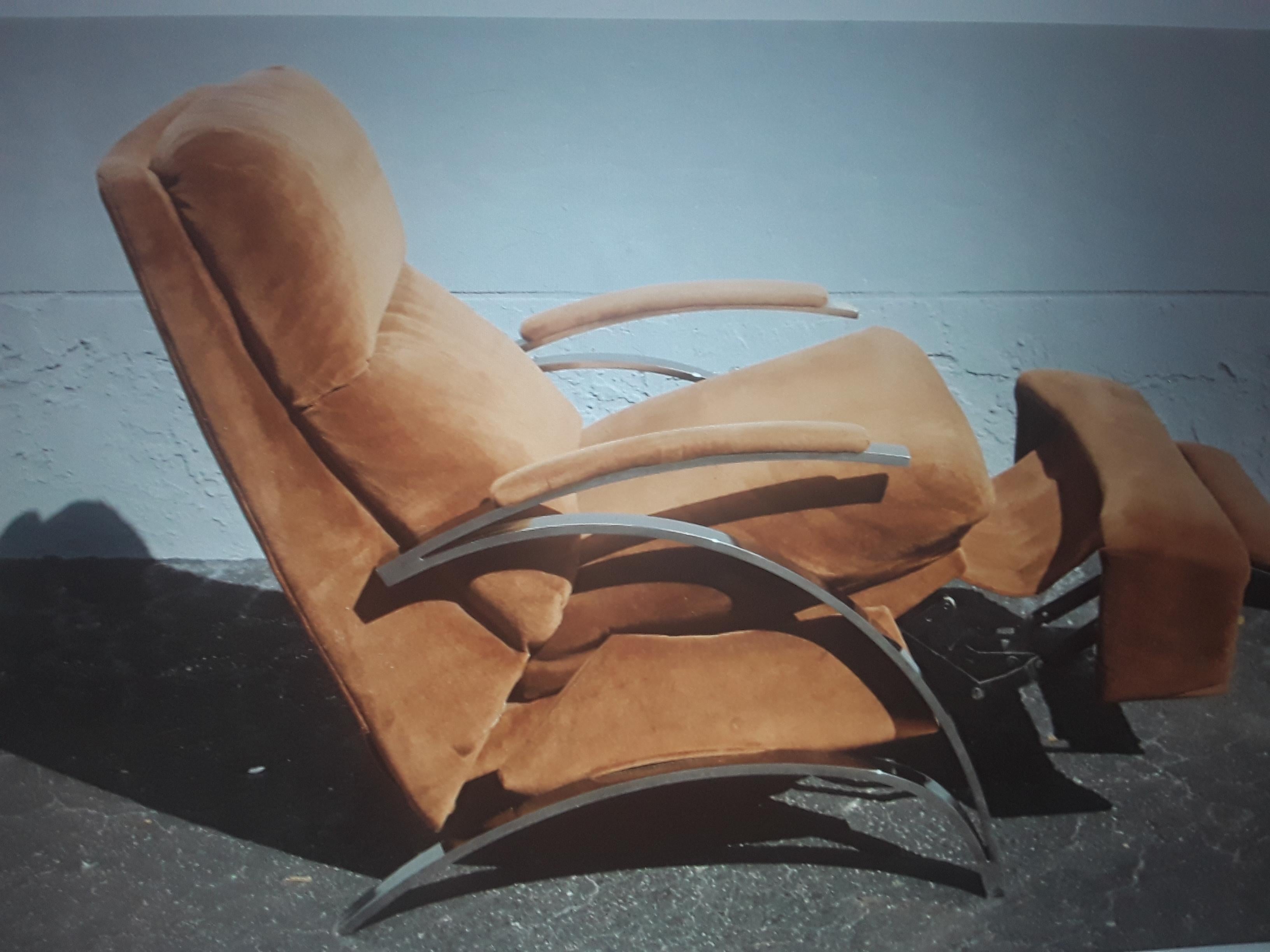 1970's Modern Plush Brown w/ Chrome Barcalounger Recliner/ Lounge Chair For Sale 5