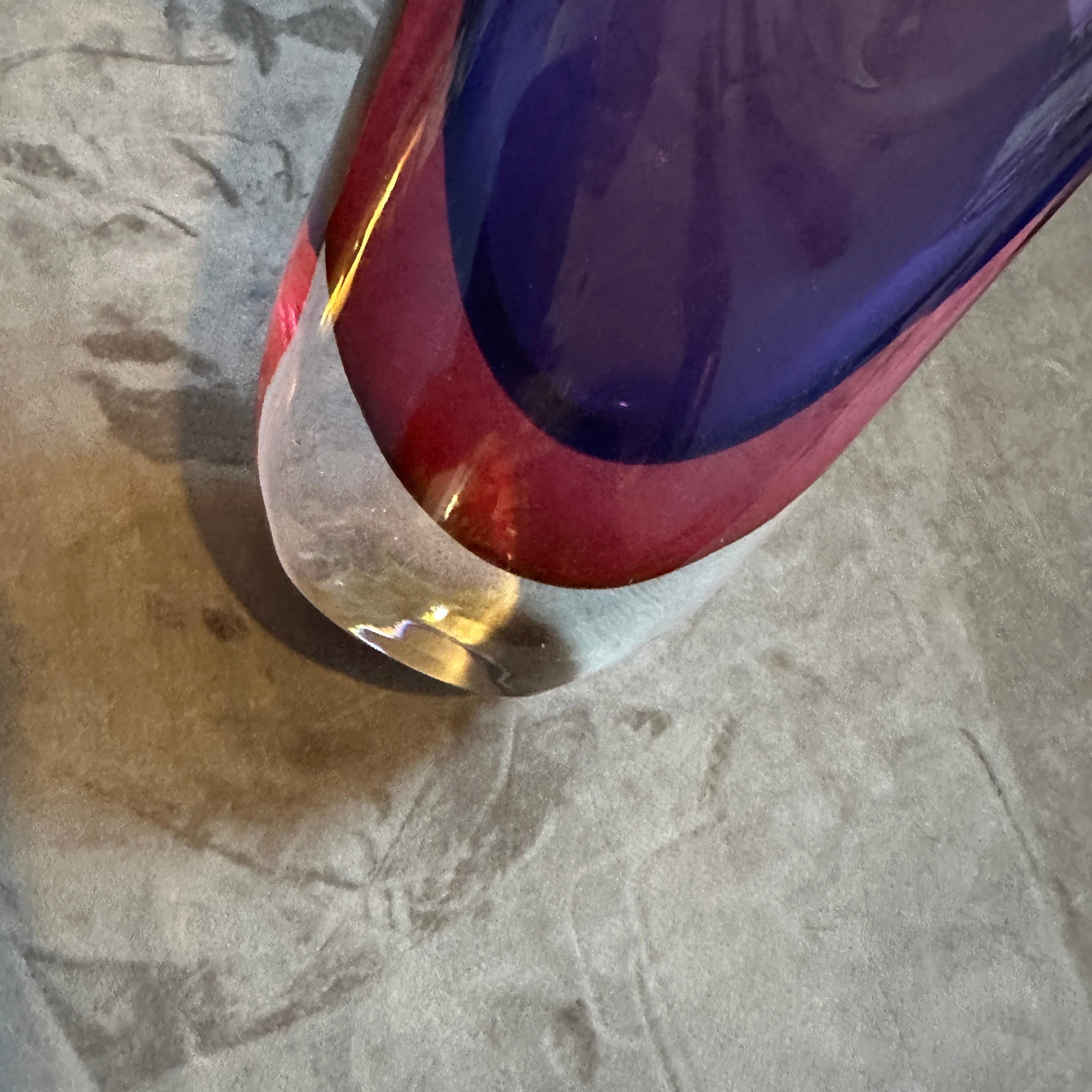Moderne Vase en verre Murano Glass Sommerso violet et rose des années 1970 par Poli pour Seguso en vente