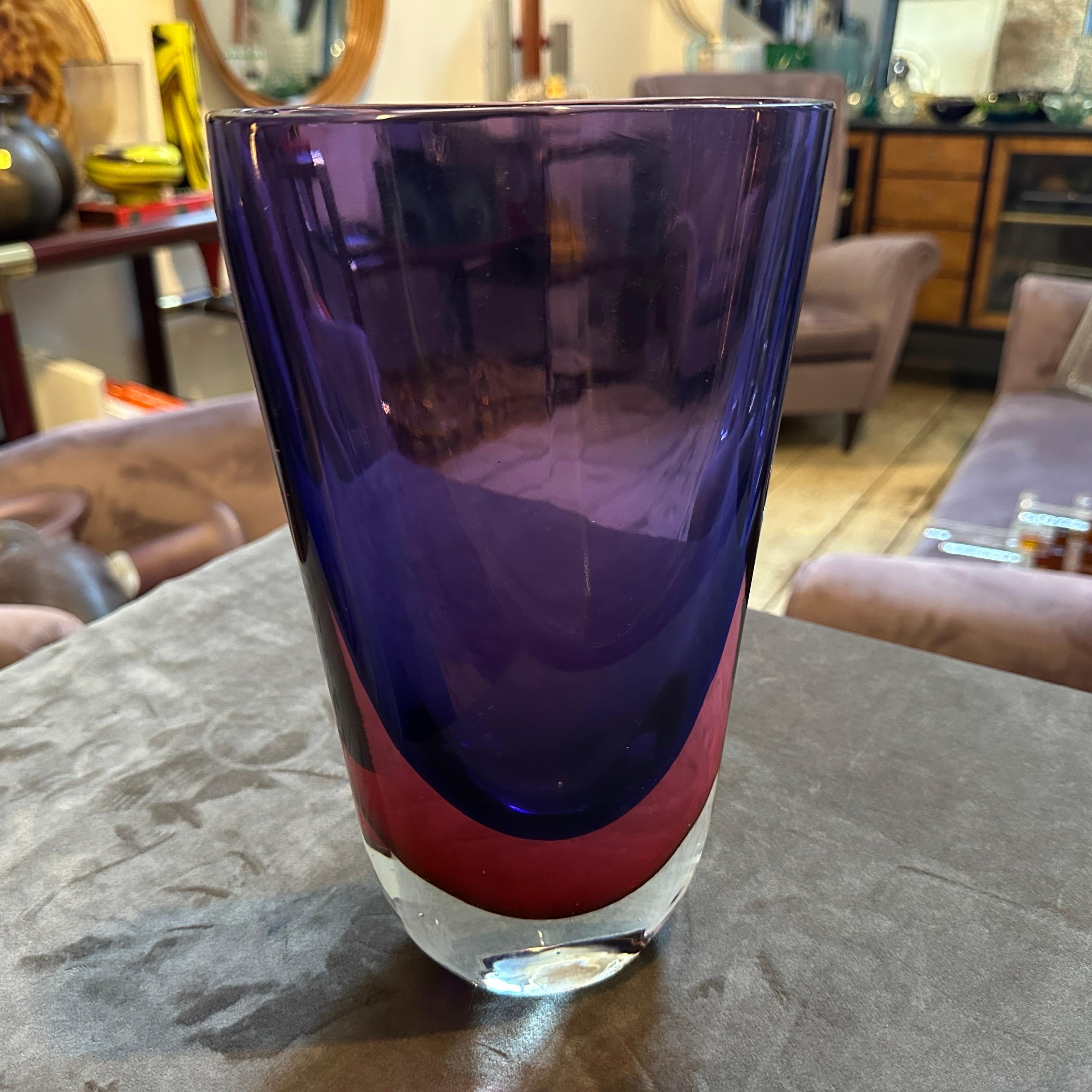 Verre de Murano Vase en verre Murano Glass Sommerso violet et rose des années 1970 par Poli pour Seguso en vente