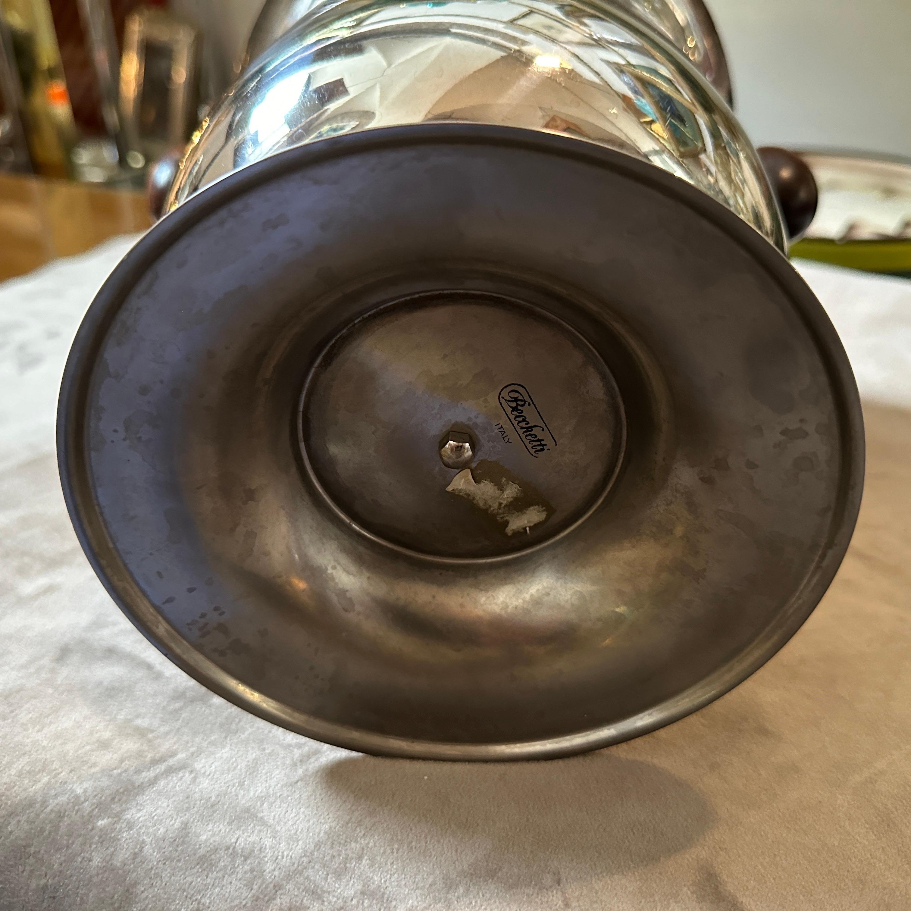 Enfriador de vino italiano moderno de los años 70 con cuerpo de metal plateado y asas de madera Chapado en plata en venta