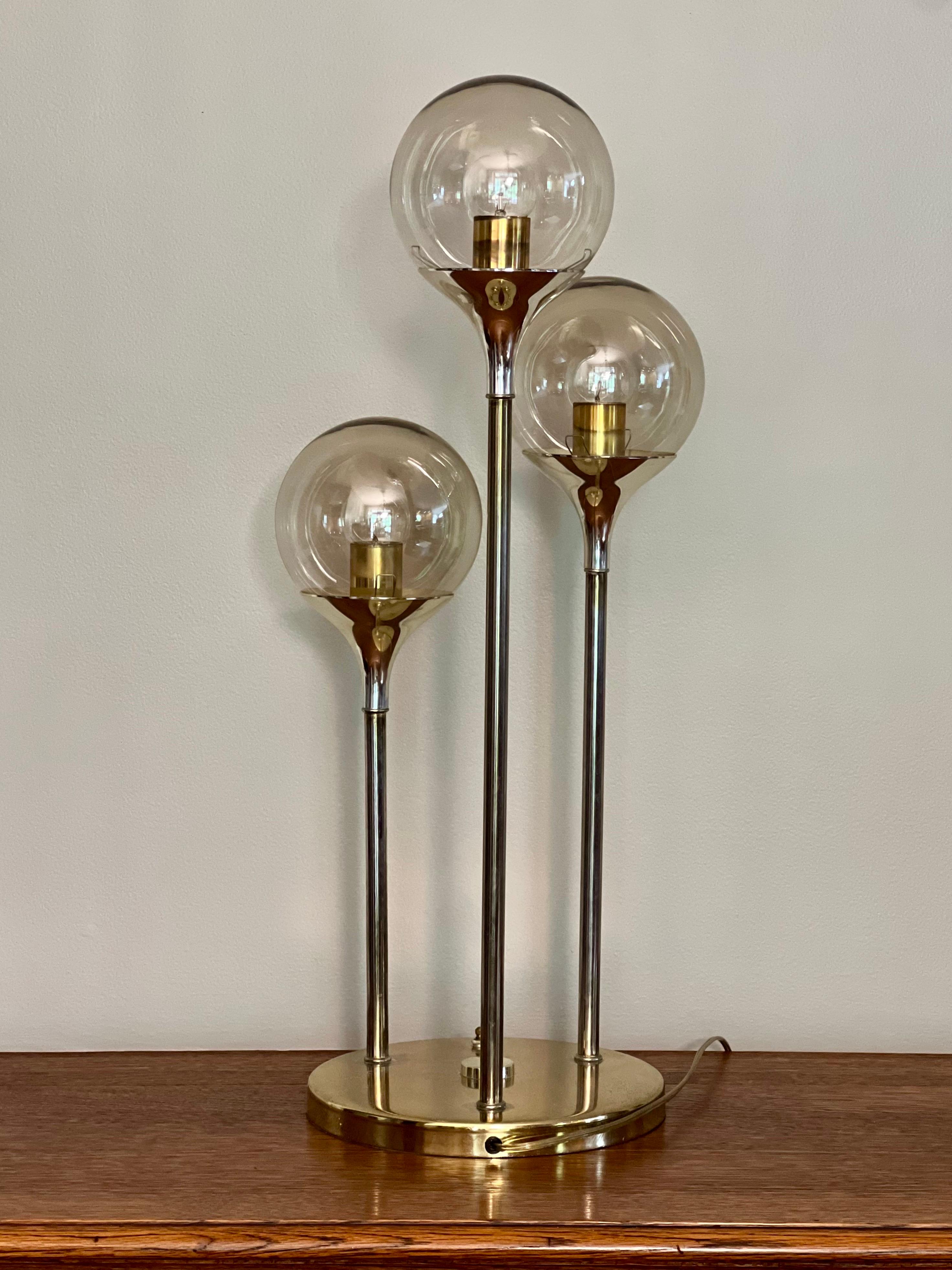 1970s Modern Space Age Three Globe Table Lamp In Good Condition In Doylestown, PA