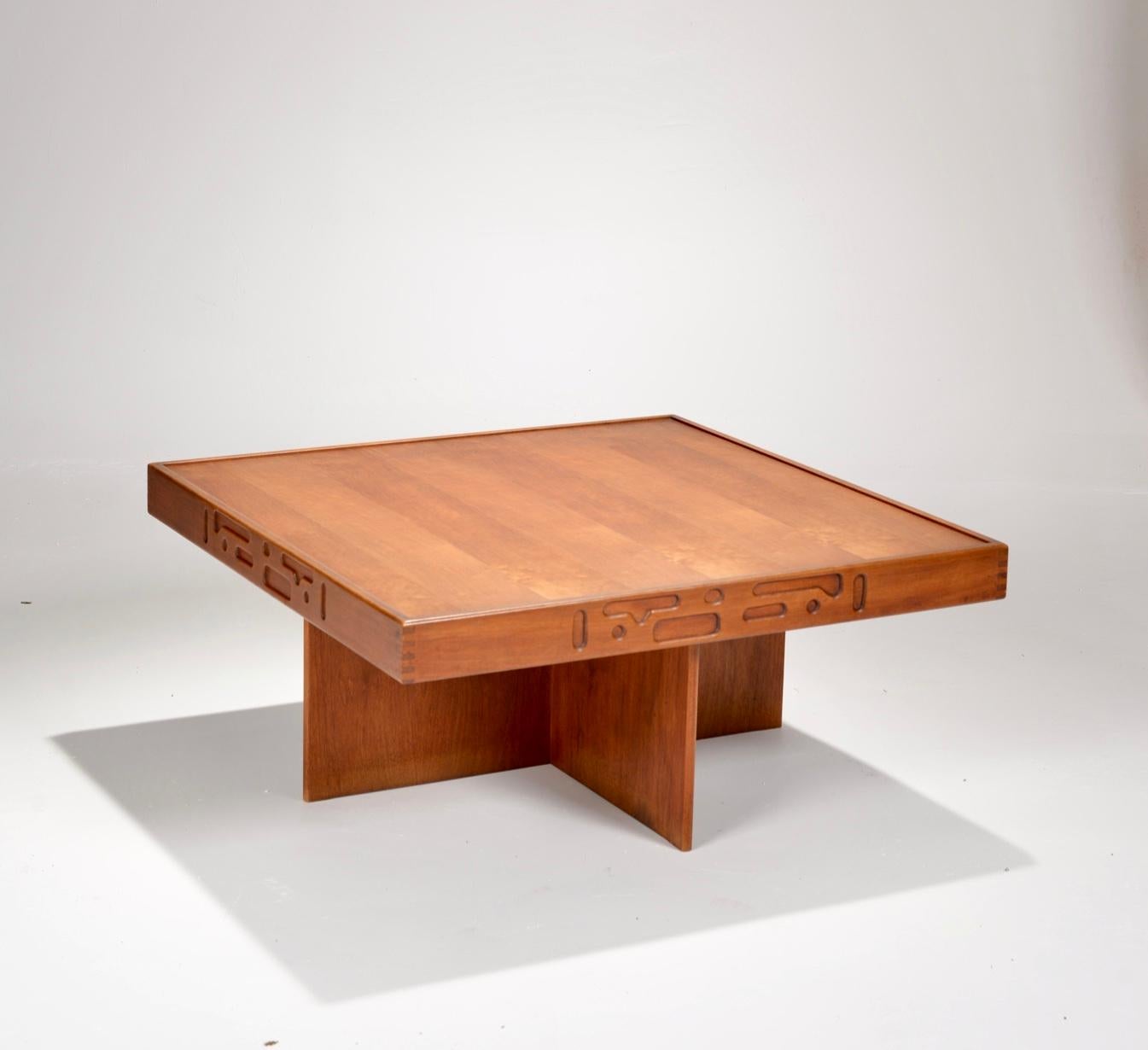 1970s Modern Studio Production Coffee and End Table Set in Walnut For Sale 4