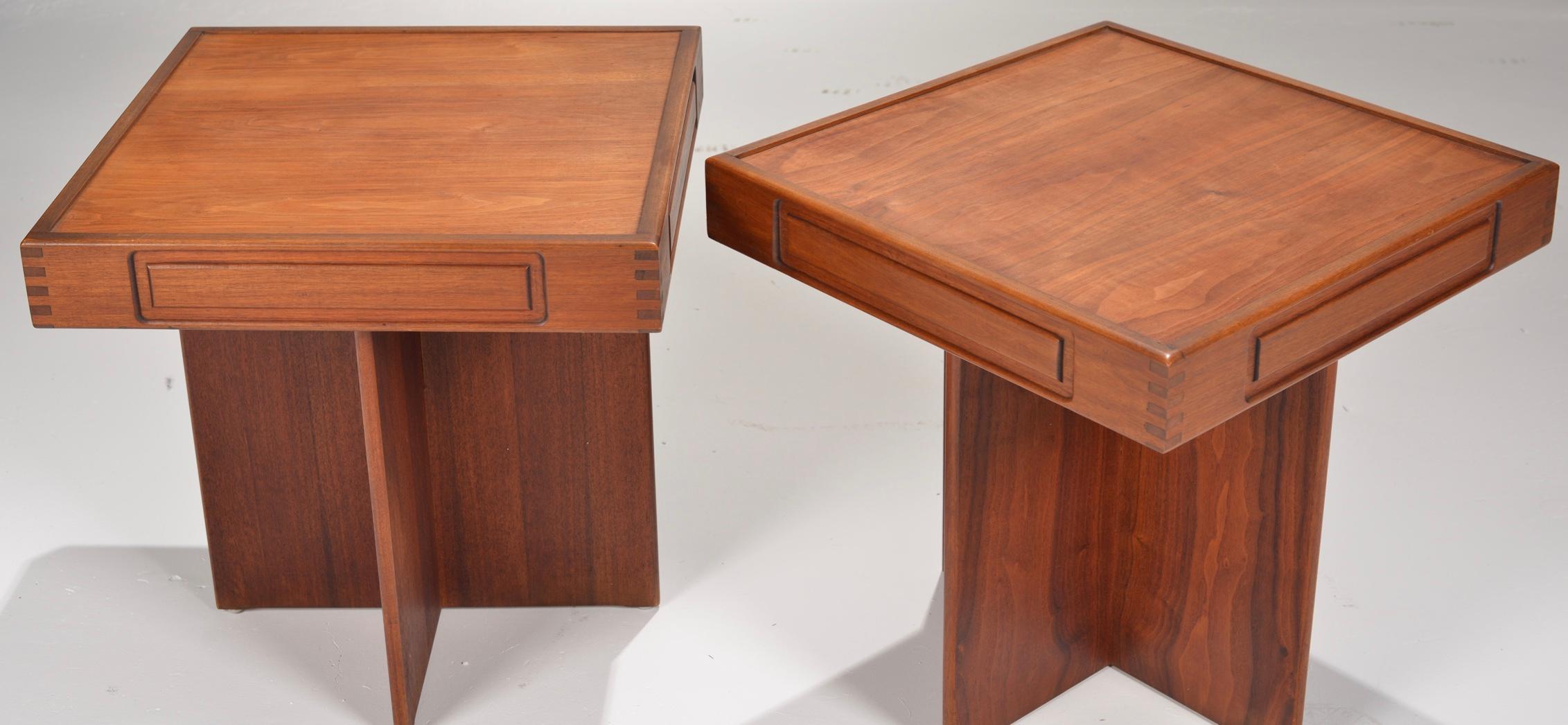 1970s Modern Studio Production Coffee and End Table Set in Walnut For Sale 6