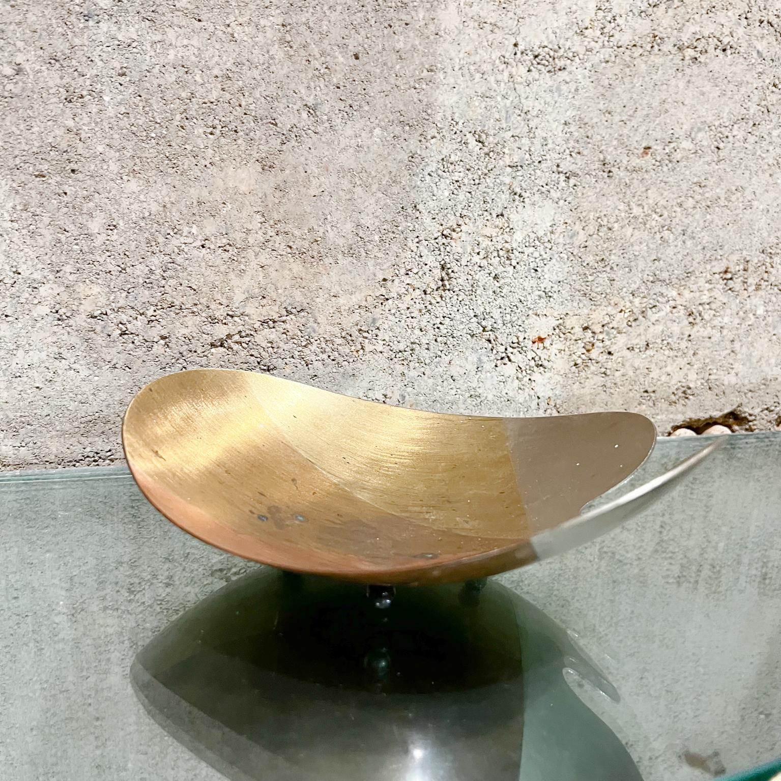 Late 20th Century 1970s Modernism Mexico Organic Sculptural Footed Dish Mixed Metal