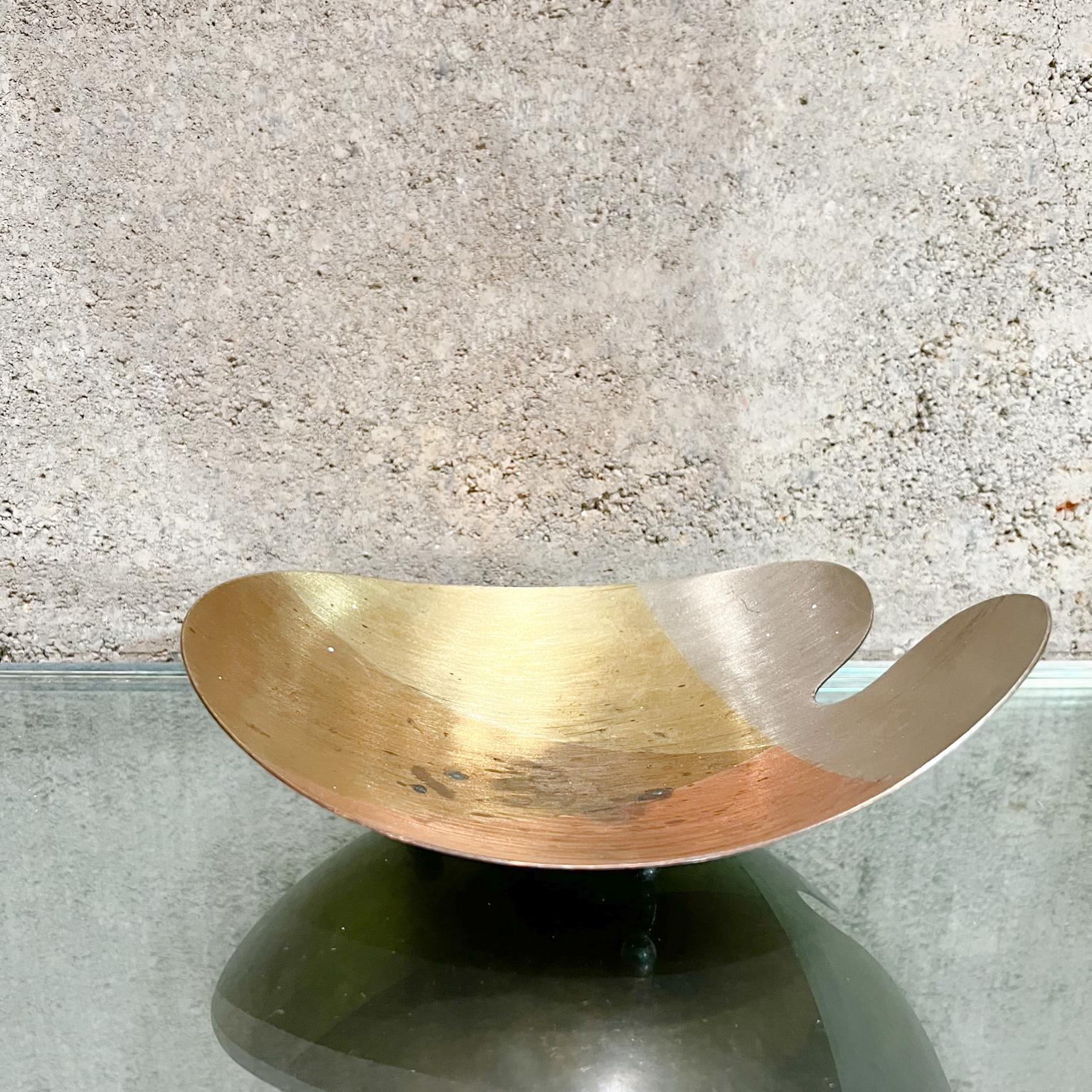 1970s Modernism Mexico Organic Sculptural Footed Dish Mixed Metal 1