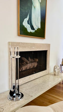 Set di attrezzi da camino rotondo in cromo e lucite in stile modernista degli anni '70 - 4 pezzi