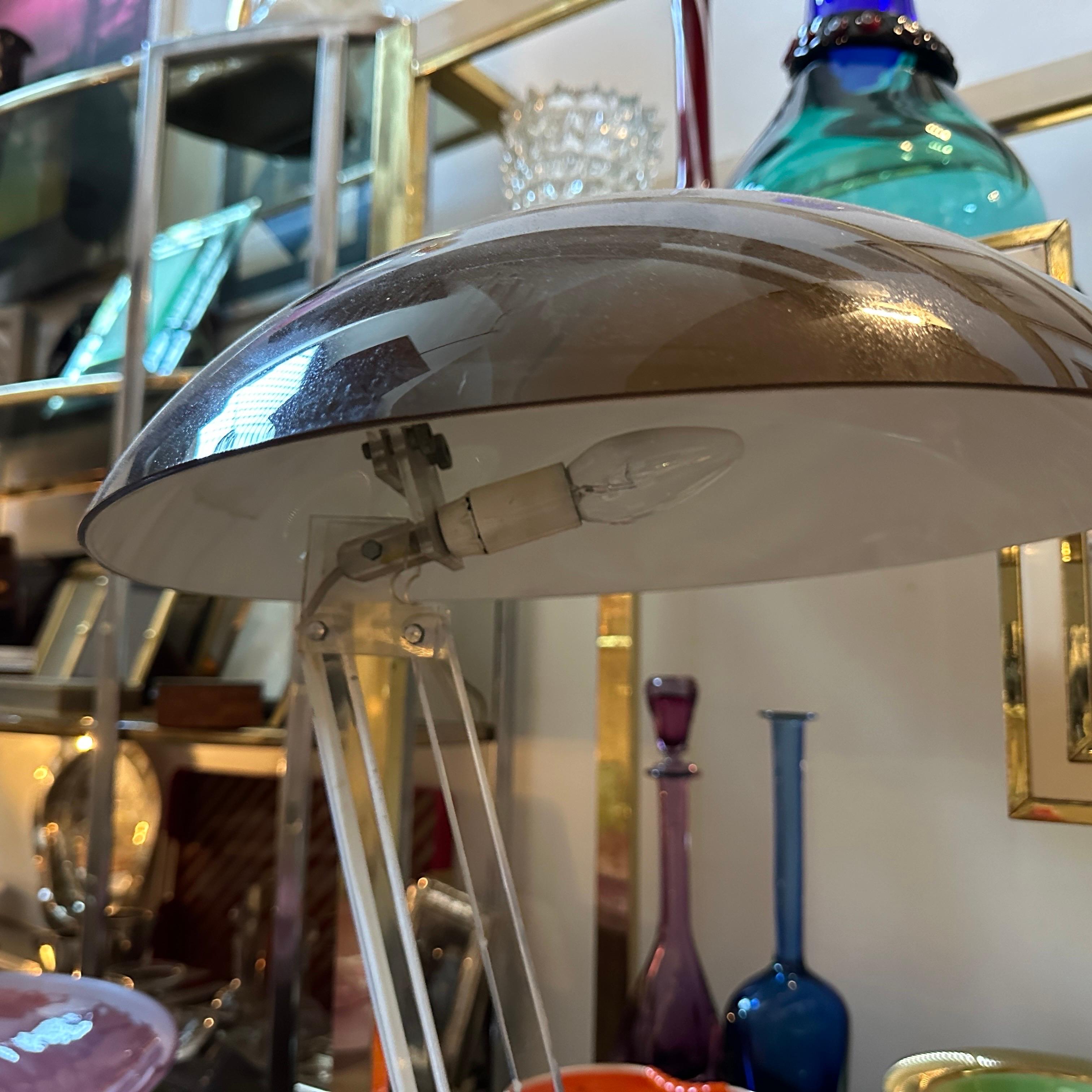 1970s Modernist Clear Lucite and Brown Plastic Italian Desk Lamp For Sale 1