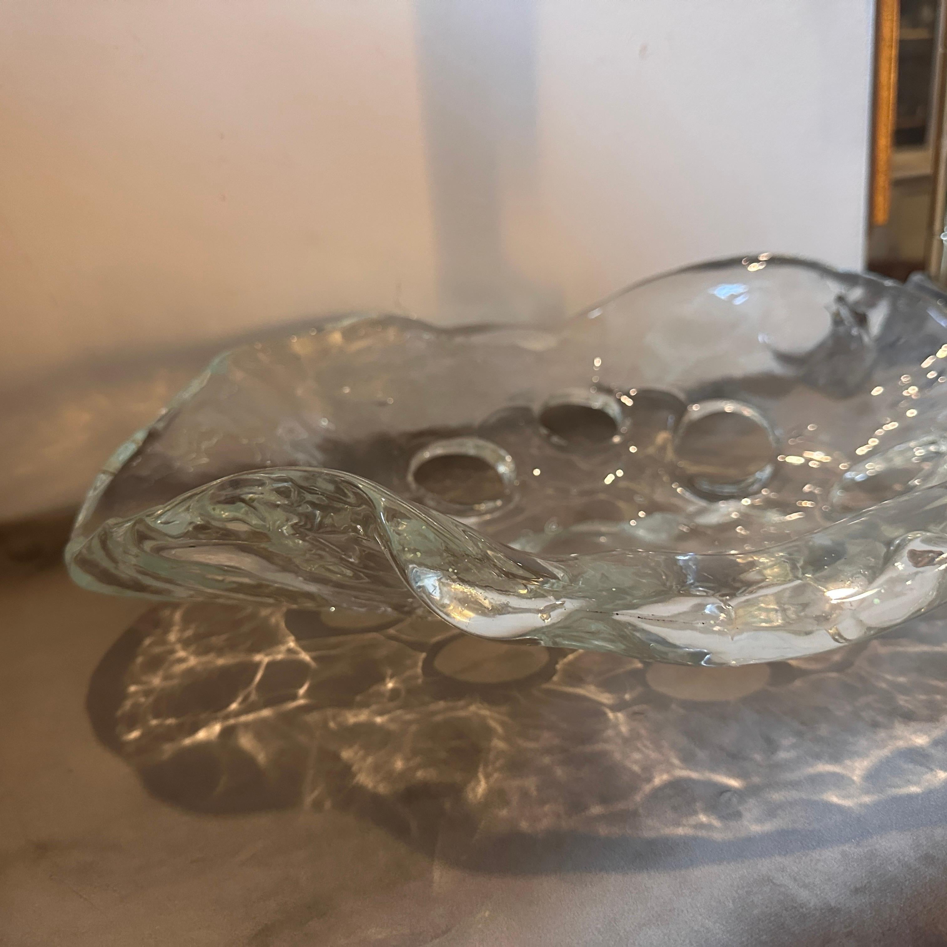 20ième siècle Centre de table italien ovale moderniste des années 1970 en verre de Murano transparent en vente