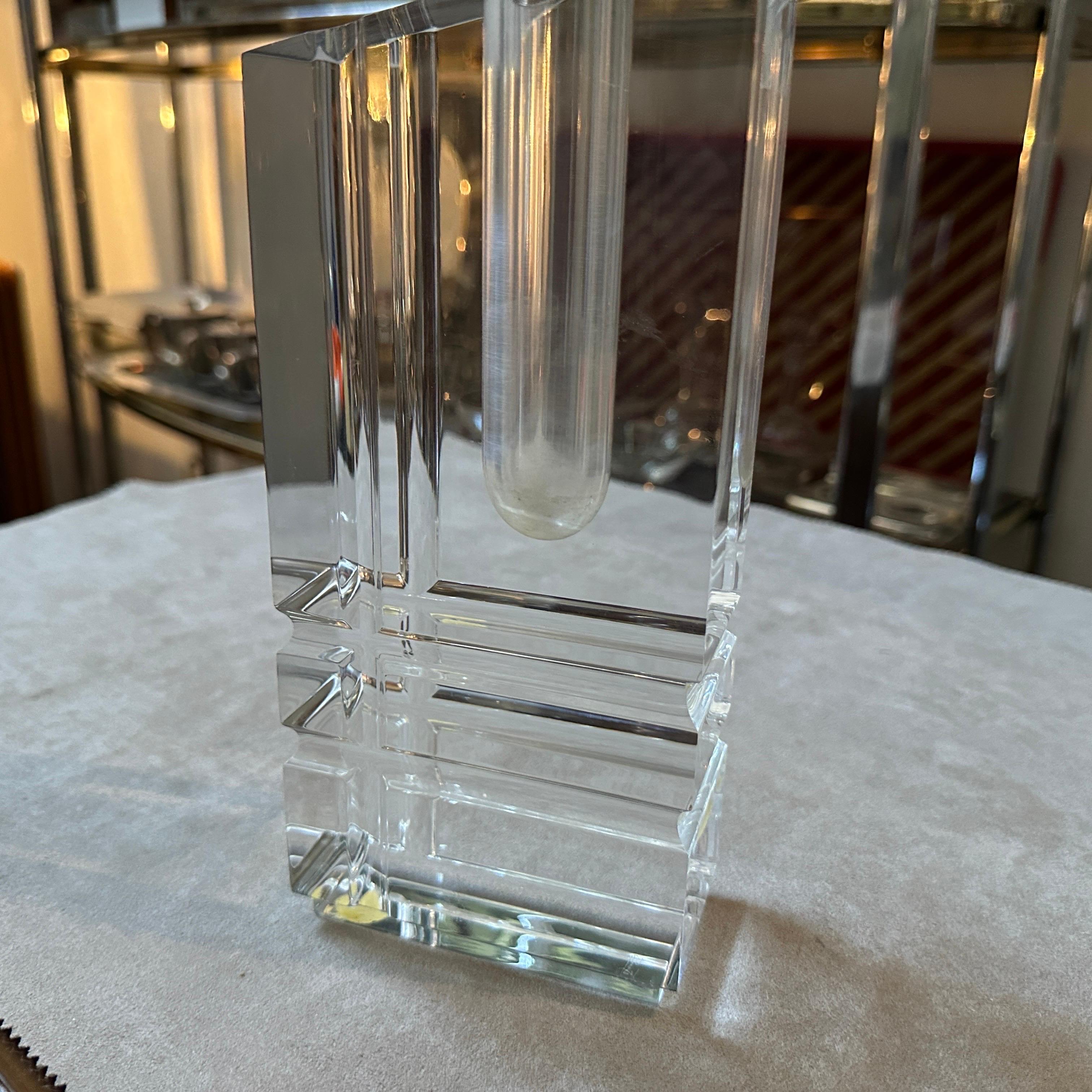 1970er Modernist klare Plexiglas rechteckige italienische Vase im Angebot 1