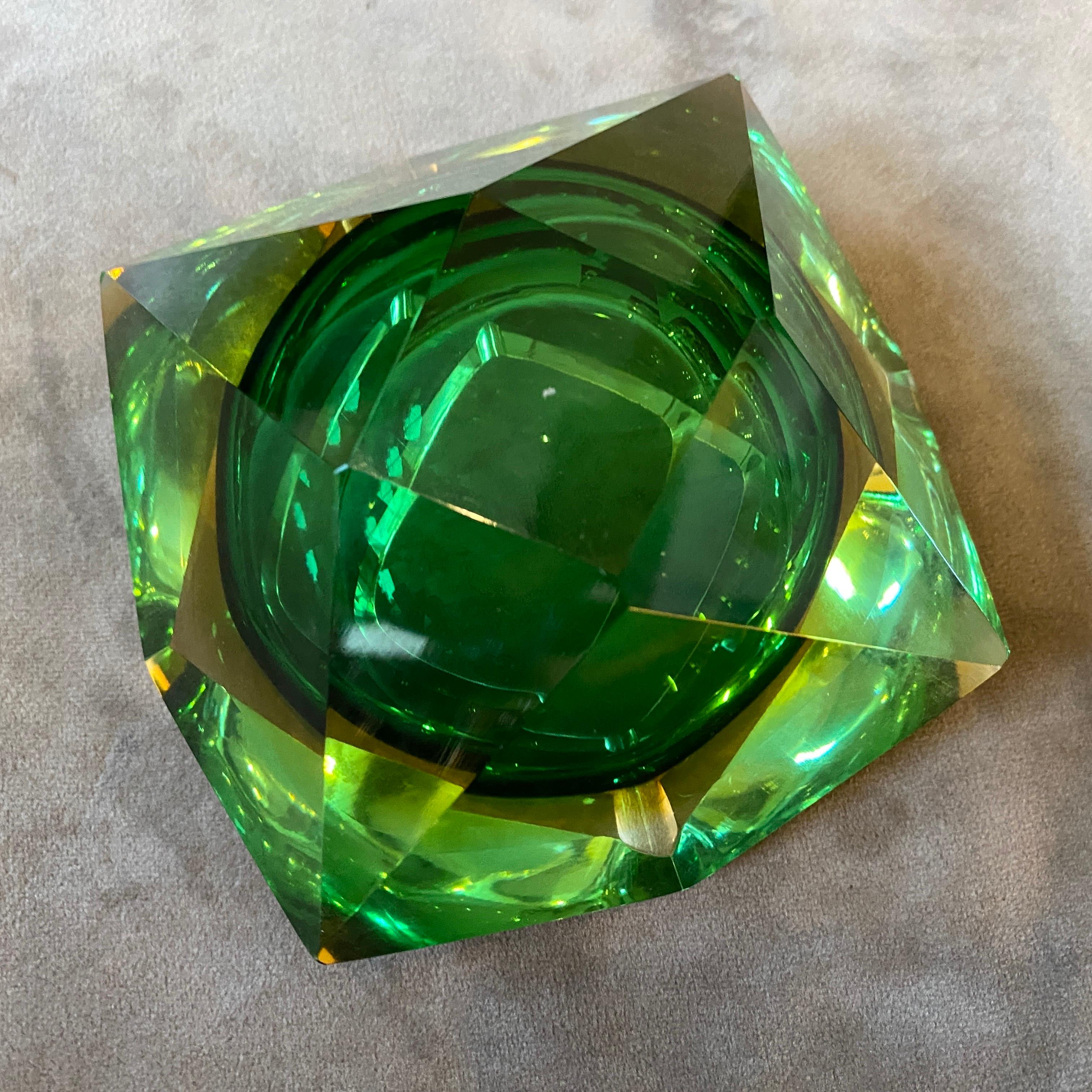 1970s Modernist Faceted Yellow and Green Sommerso Murano Glass Ashtray by Seguso 1