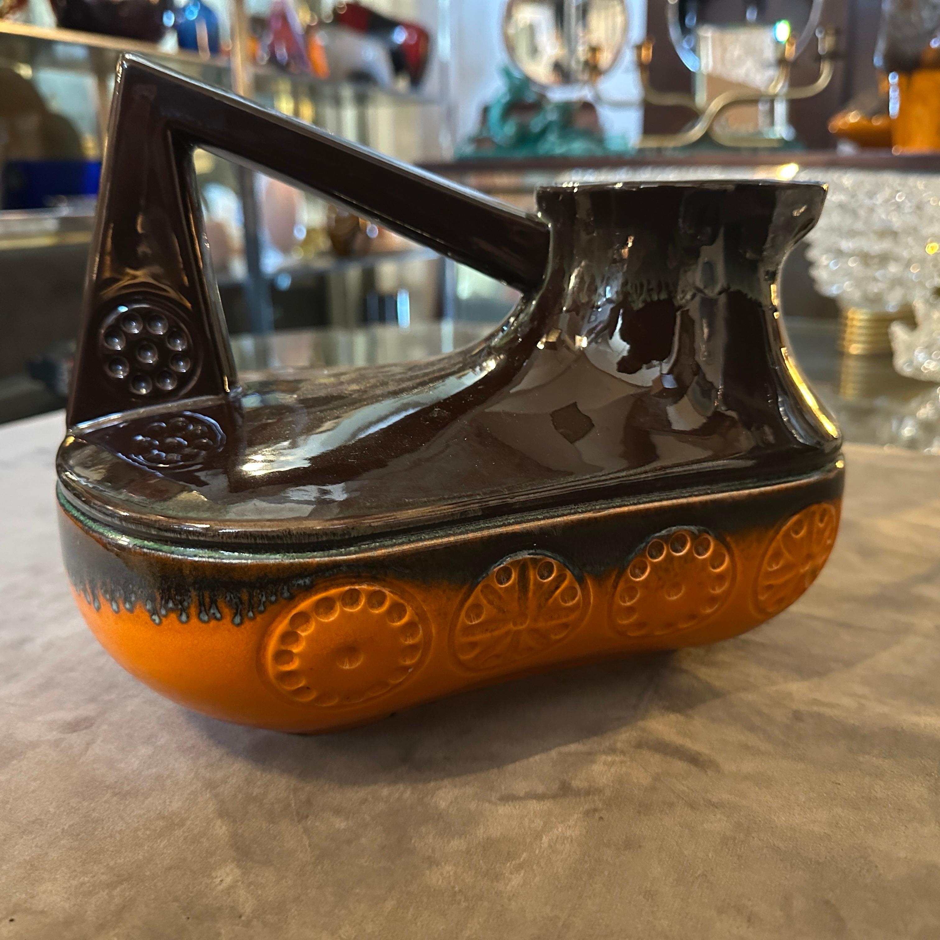 Cruche ouest-allemande moderniste des années 1970 en céramique Fat Lava Brown et Orange en vente 3