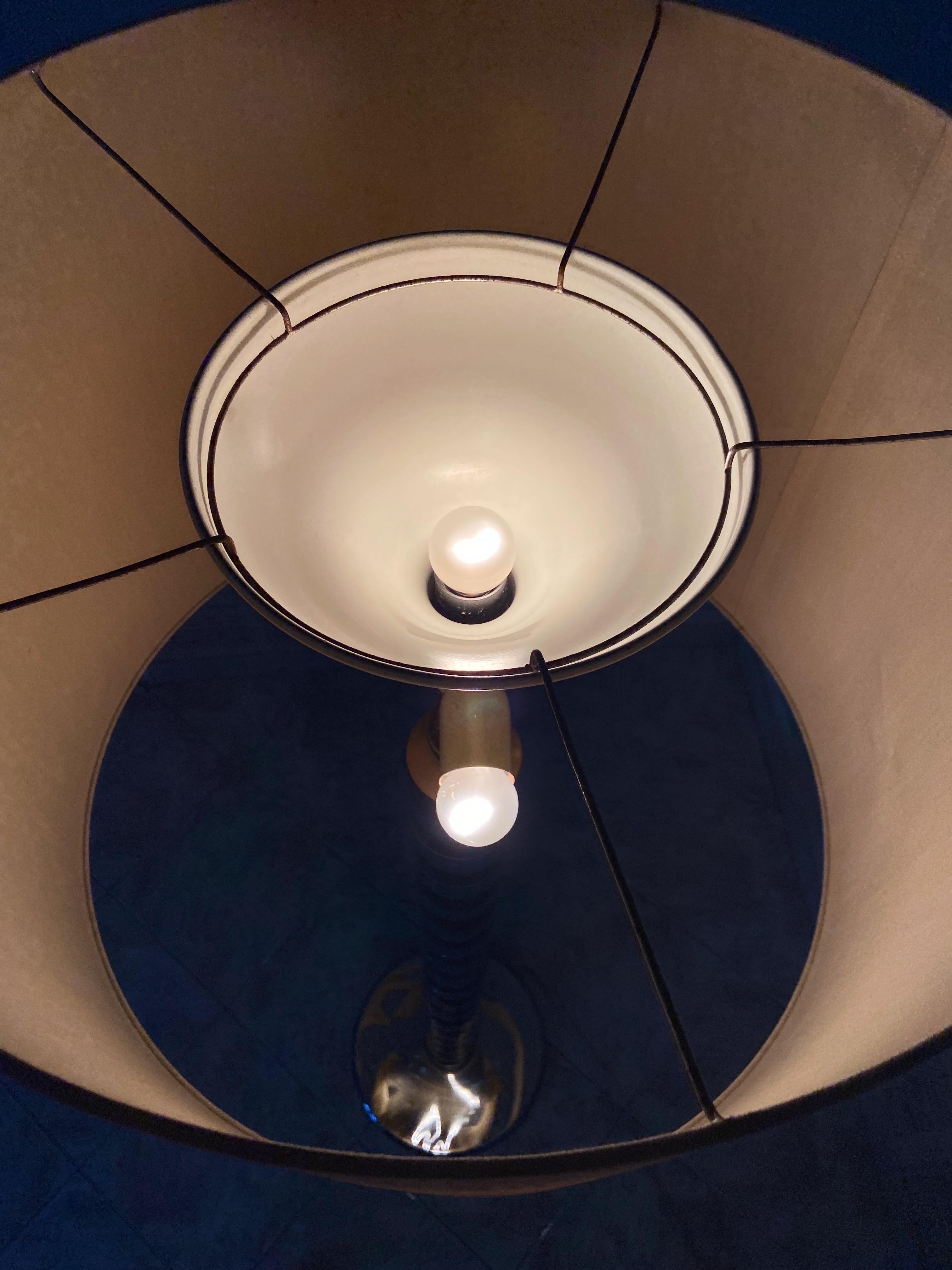 1970s modernist floor light by Tommaso Barbi For Sale 6