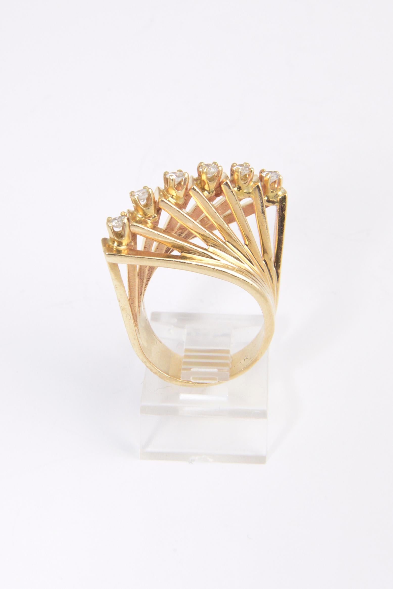 Round Cut 1970s Modernist Geometric Three Dimensional Diamond Yellow Gold Ring For Sale