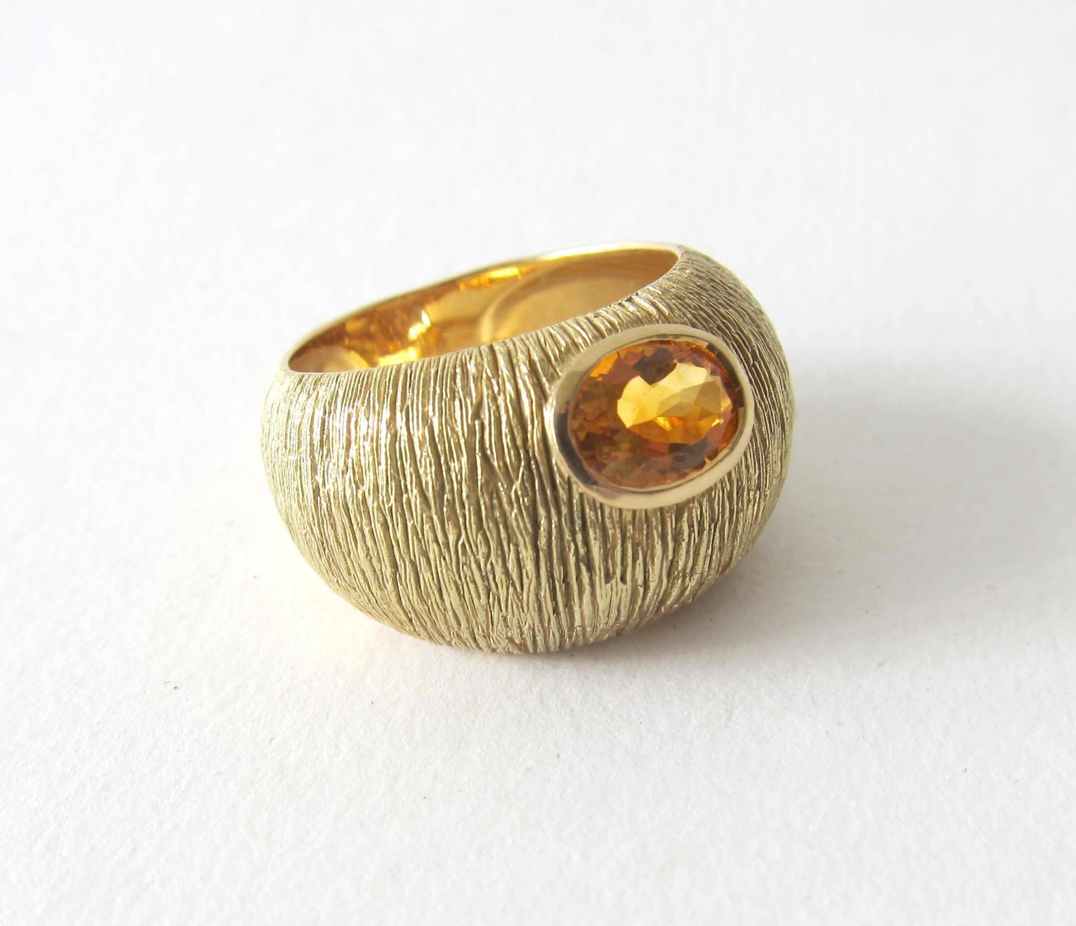 1970s Modernist Gold Citrine Textrured Bombé Ring In Excellent Condition In Palm Springs, CA