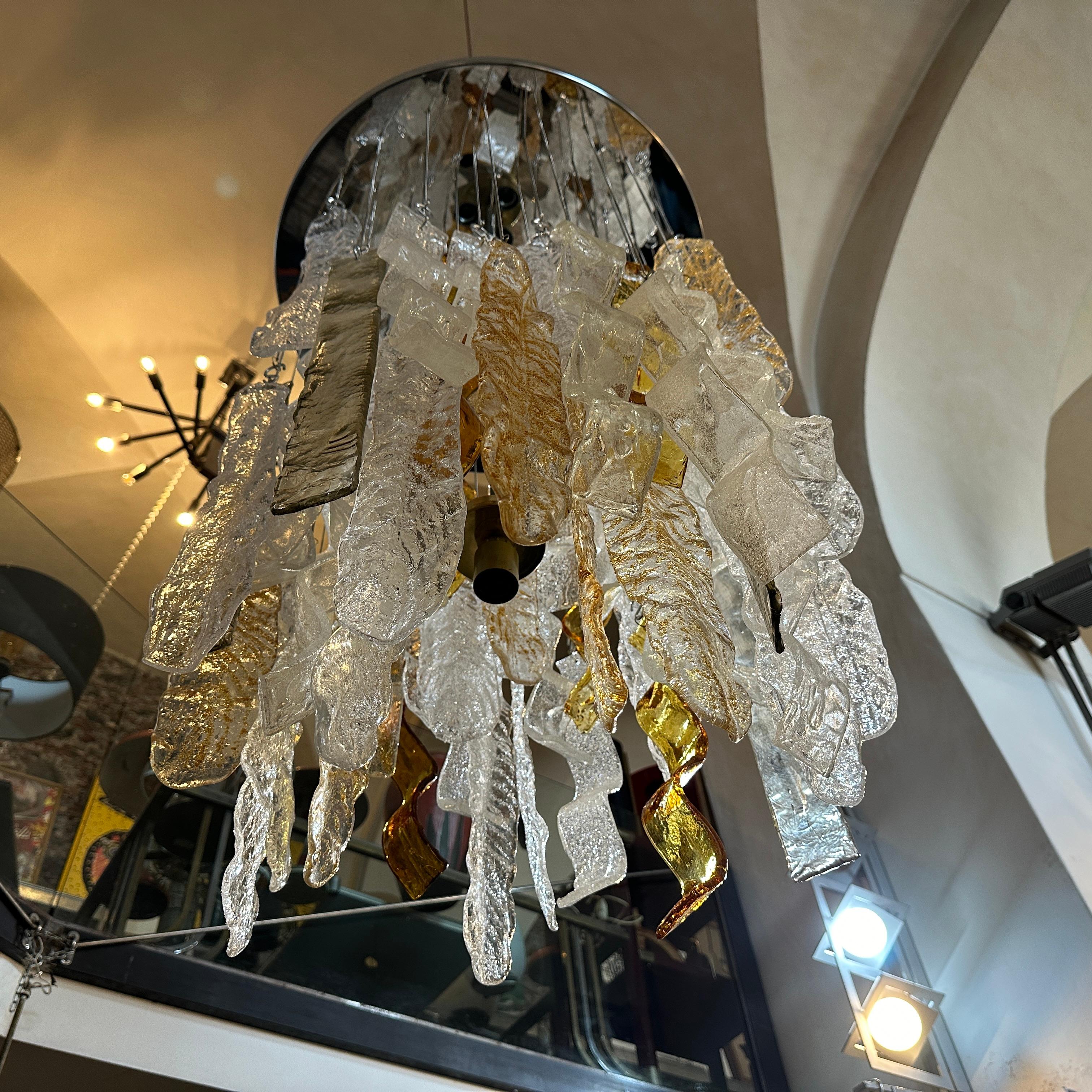 20ième siècle Lustre à grande cascade en verre de Murano moderniste des années 1970 par Mazzega Murano en vente