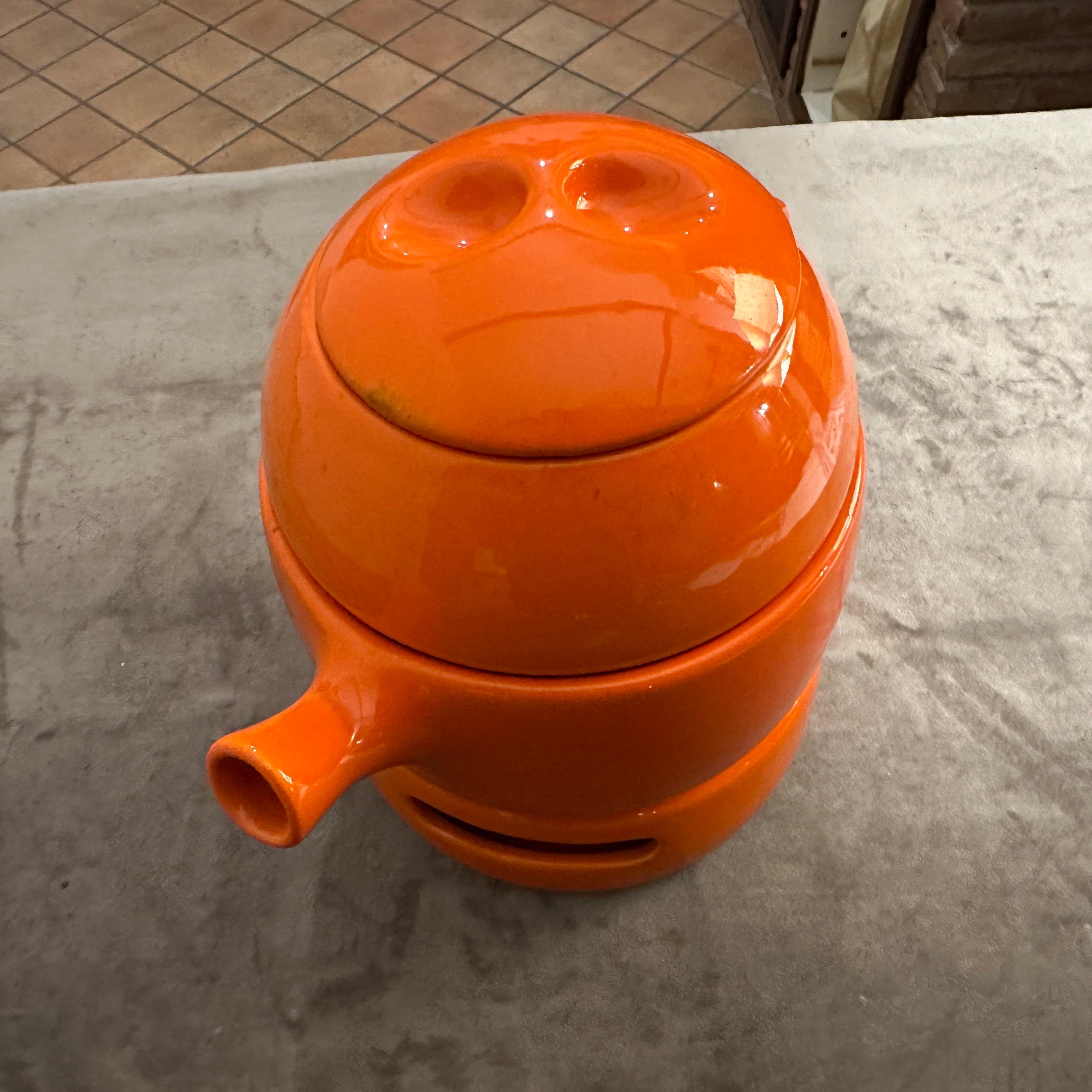 Teiera modernista in ceramica arancione degli anni '70 di Liisi Beckmann per Gabbianelli in vendita 8