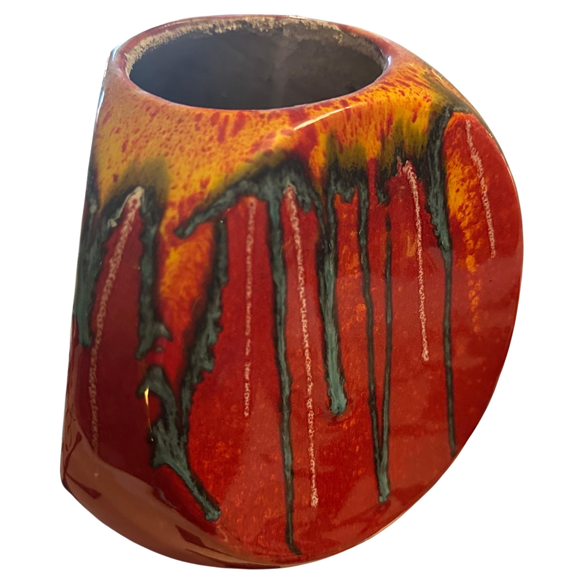 Moderno Vaso in ceramica policroma modernista degli anni '70 di Roberto Rigon per Bertoncello in vendita