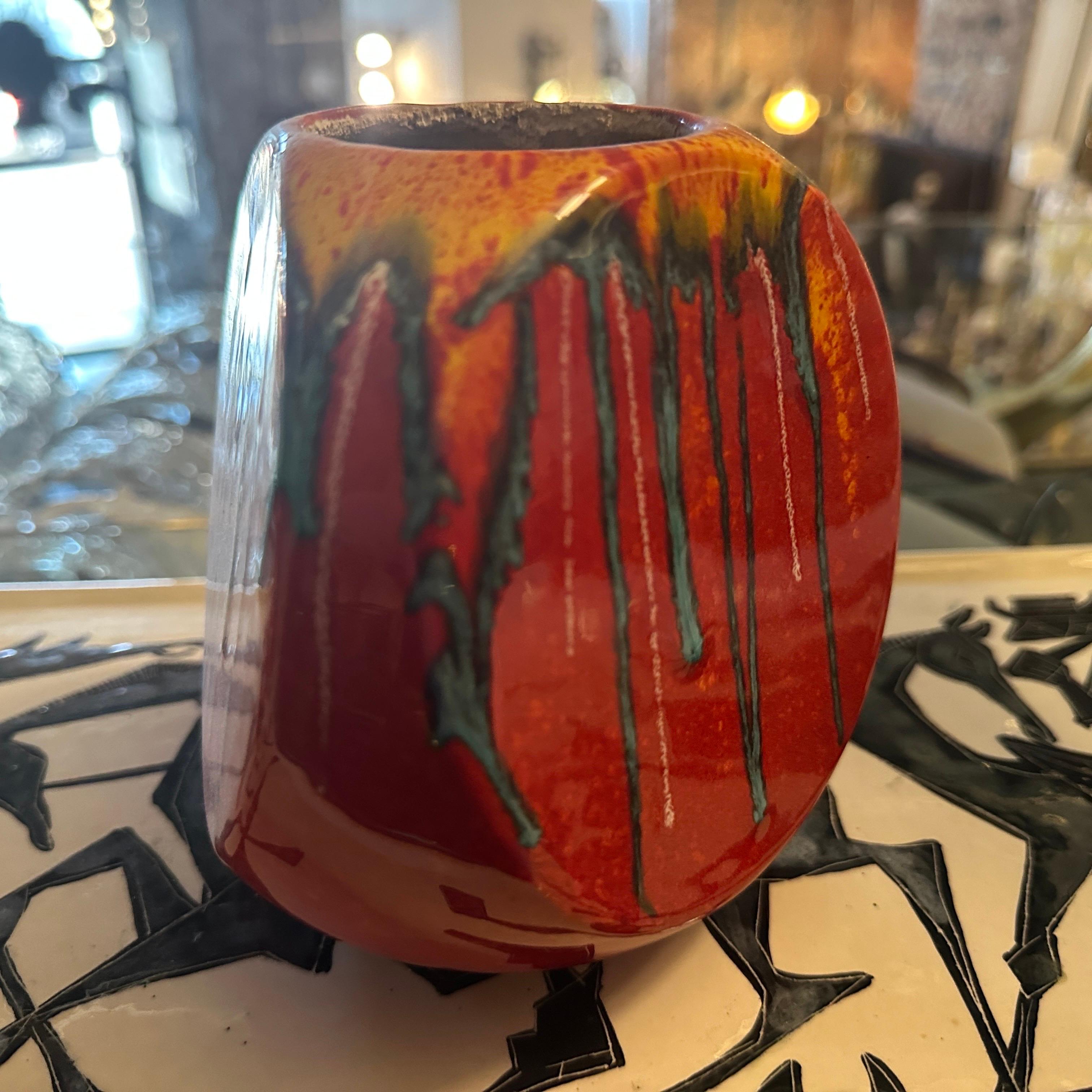 Vaso in ceramica policroma modernista degli anni '70 di Roberto Rigon per Bertoncello in vendita 1