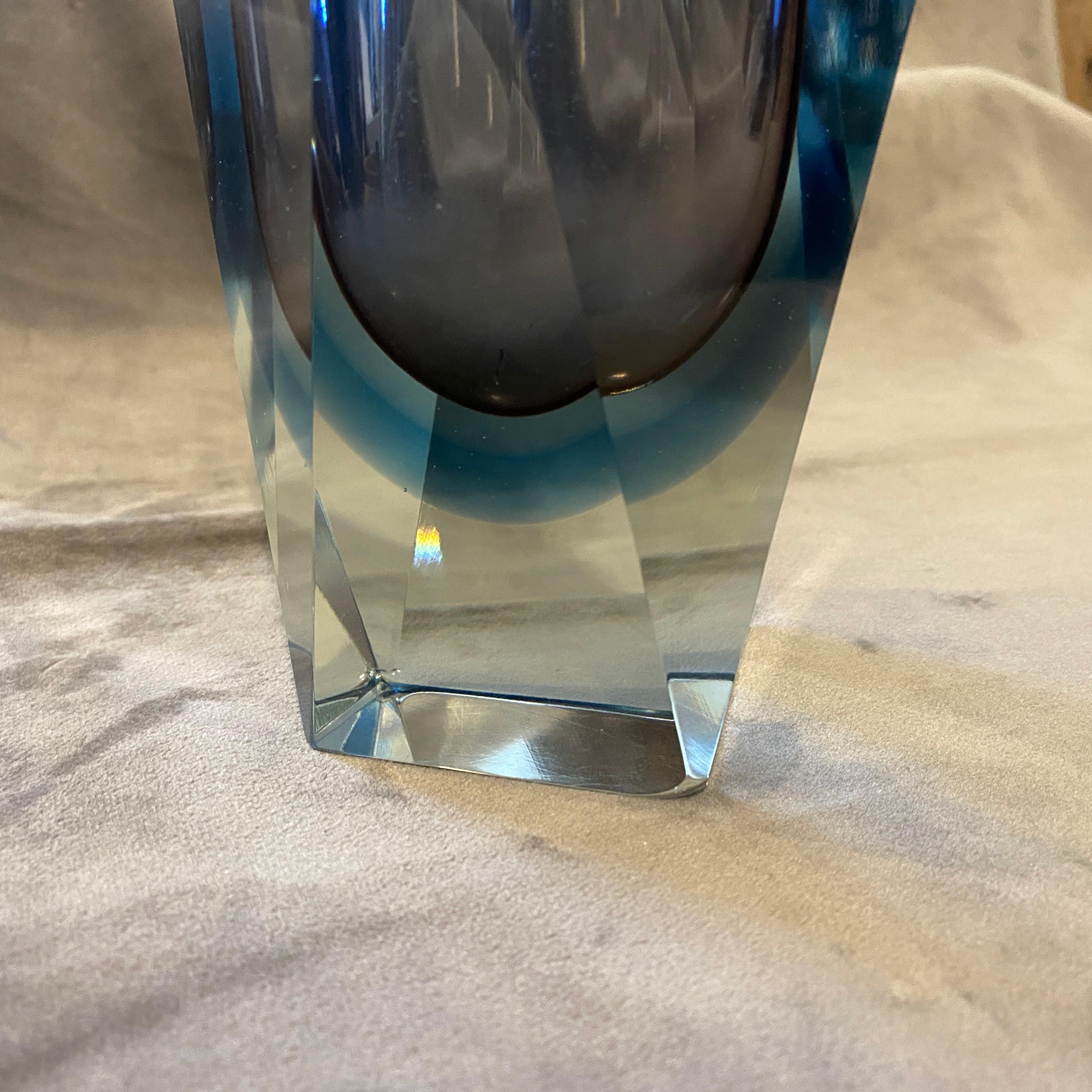1970s Modernist Purple and Blue Faceted Murano Glass Vase by Seguso In Good Condition In Aci Castello, IT