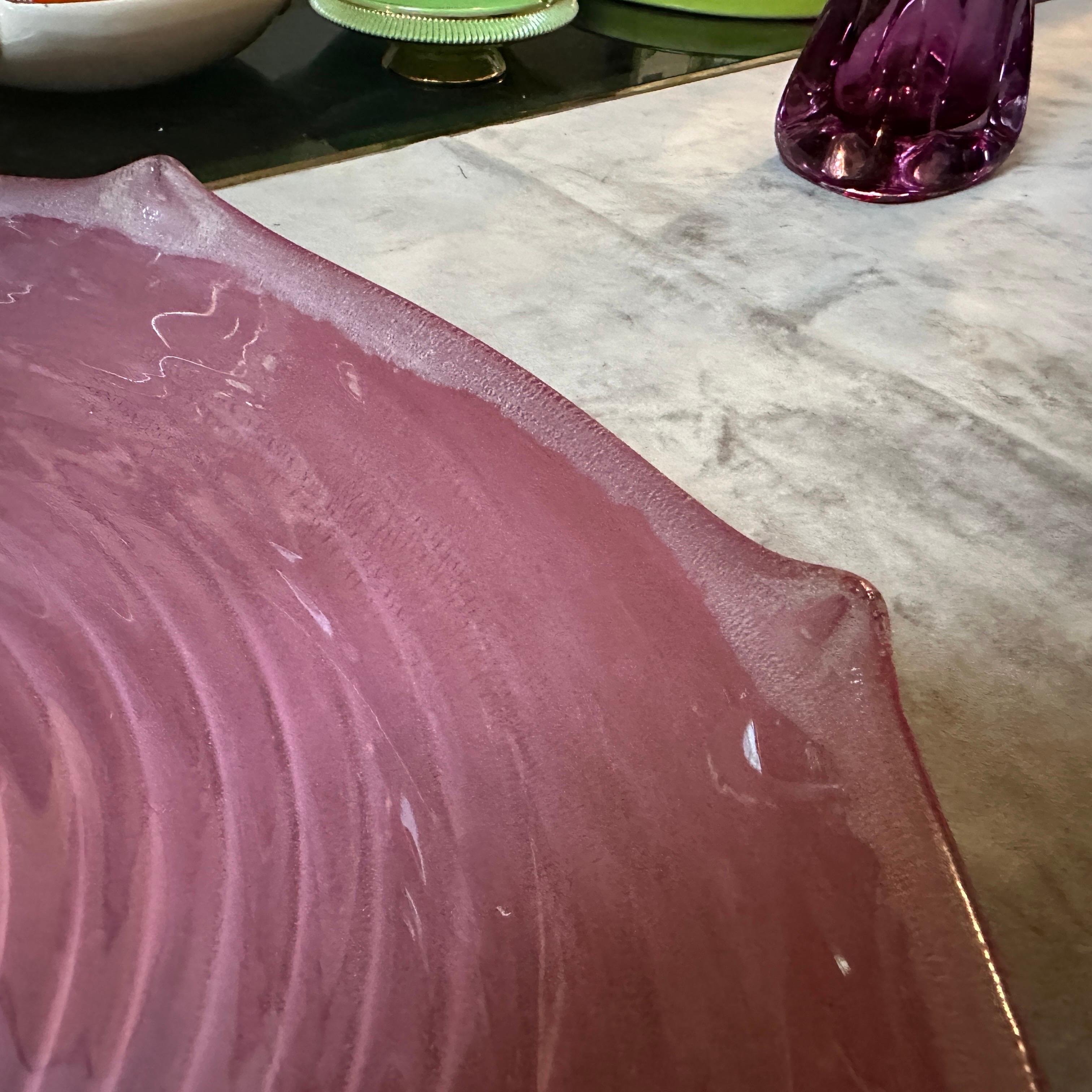 Bol rond en verre de Murano Scavo violet moderniste des années 1970 par Cenedese en vente 7