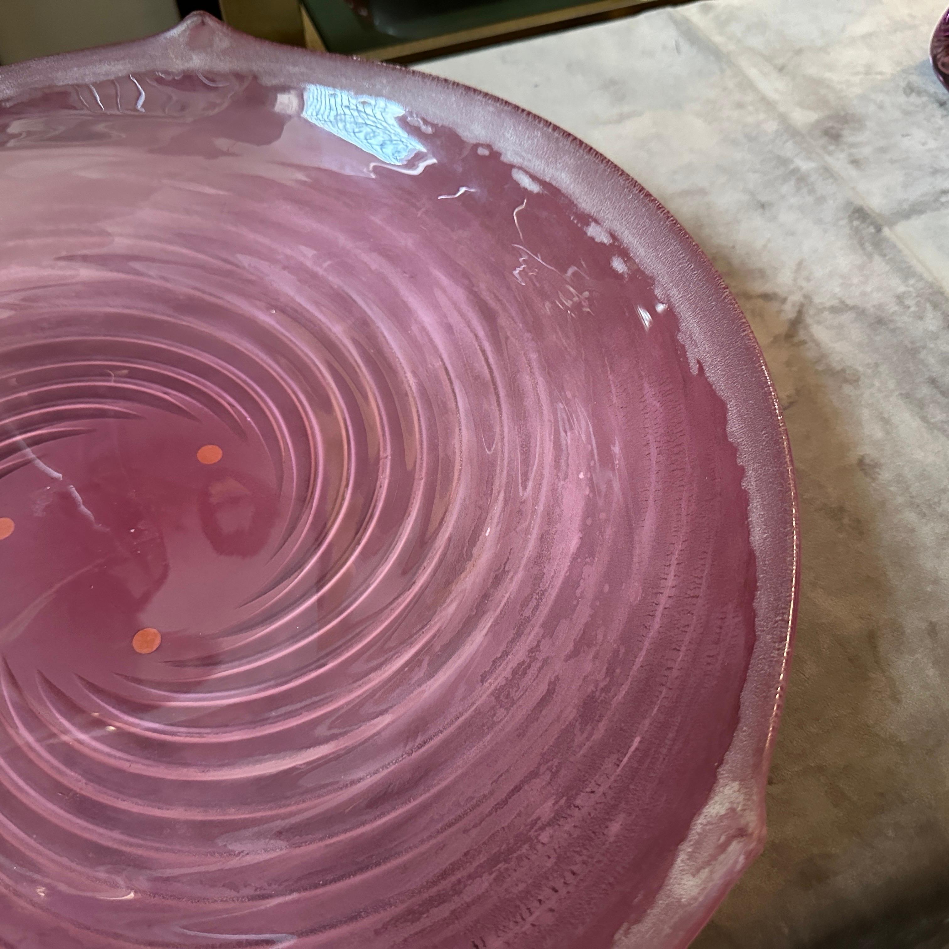 Verre de Murano Bol rond en verre de Murano Scavo violet moderniste des années 1970 par Cenedese en vente