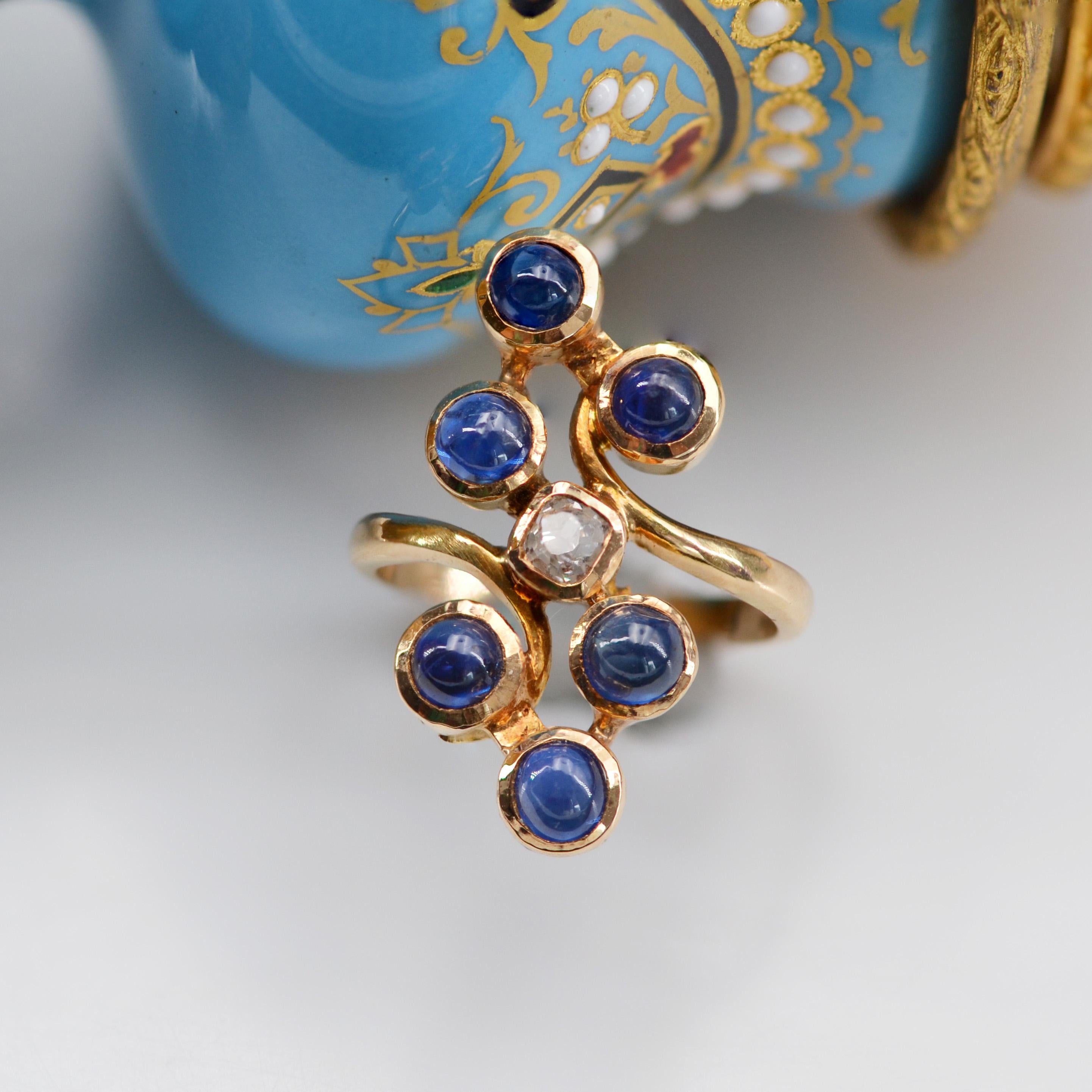 Women's 1970s Modernist Sapphire Diamond 18 Karat Yellow Gold Ring