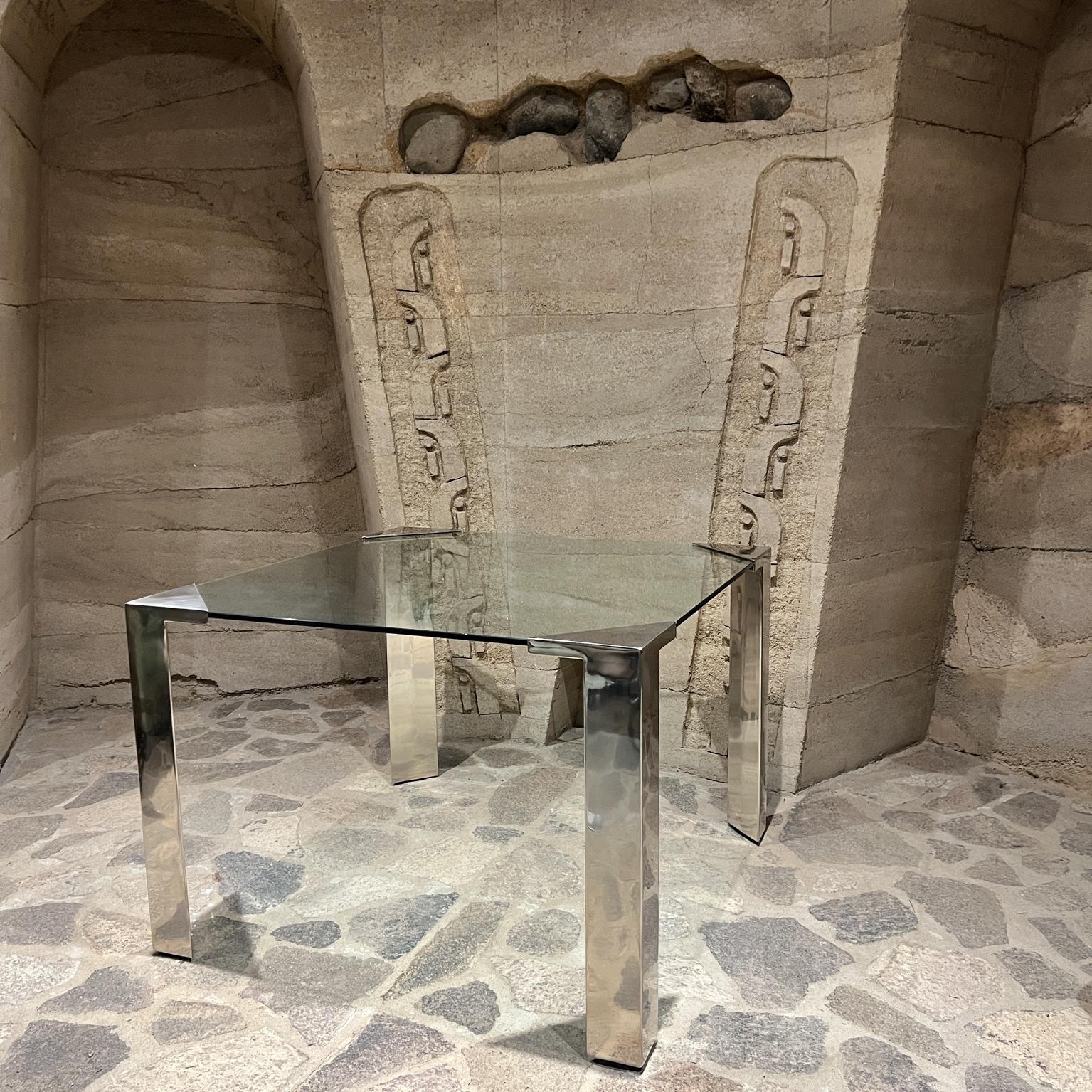 Mesa de cristal estilo años 70 Pace Collection Satinada Moderno de mediados de siglo en venta