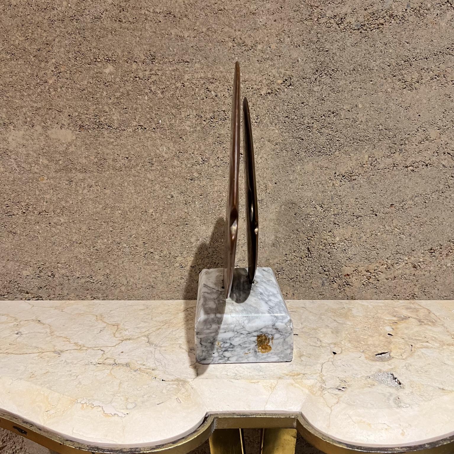 Modernistische Skulptur aus Bronze-Fischmarmor, 39/500, 1970er Jahre im Angebot 5