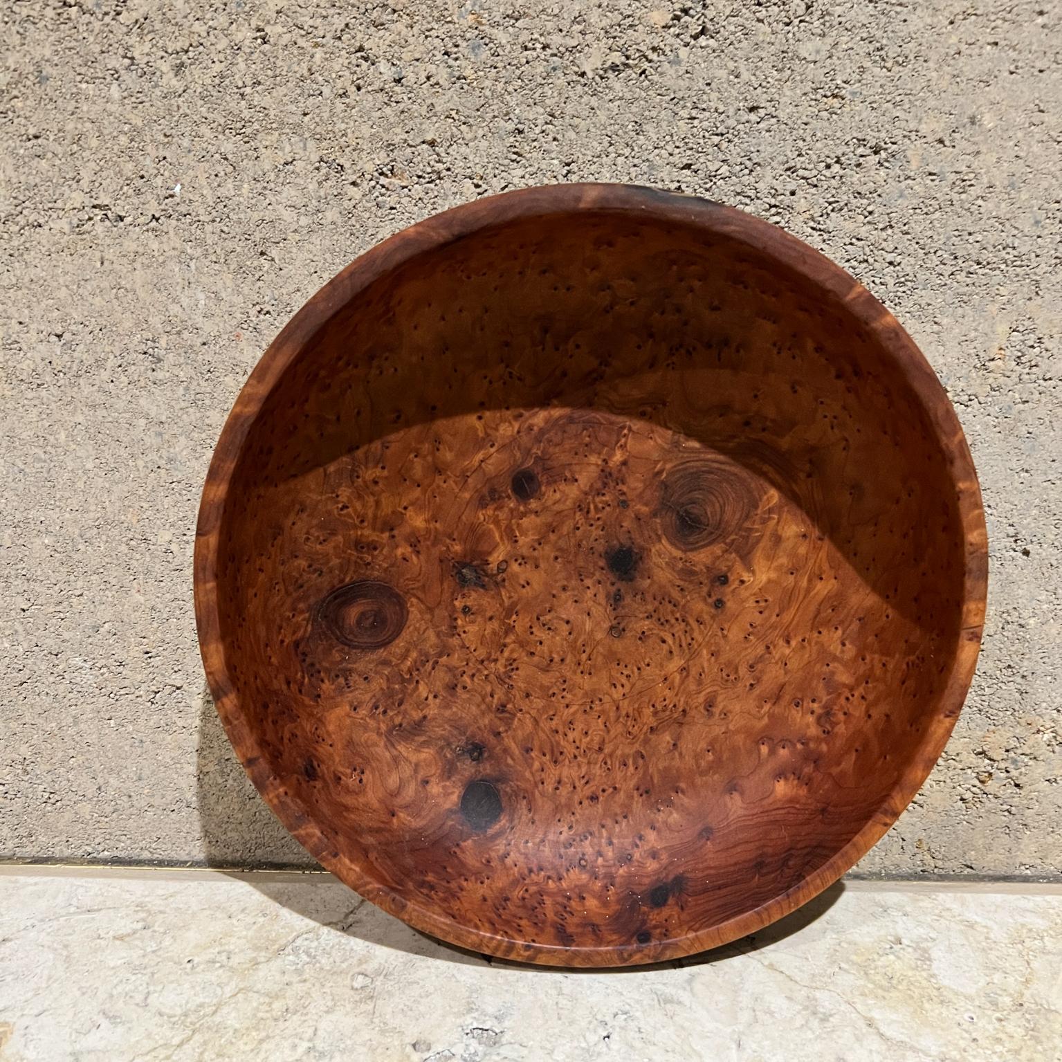 Cuenco de madera de burl de arte modernista de Studio A de los años 70 en venta 5