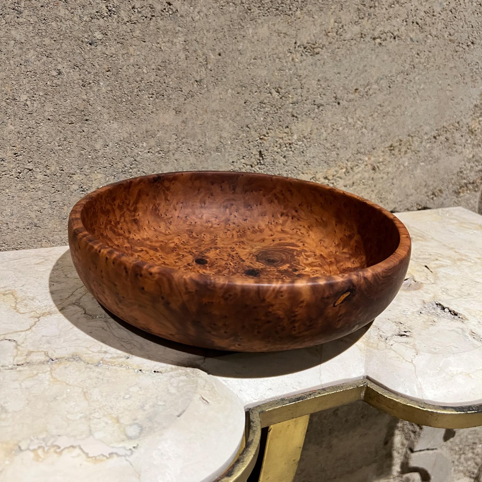 Cuenco de madera de burl de arte modernista de Studio A de los años 70 en venta 3