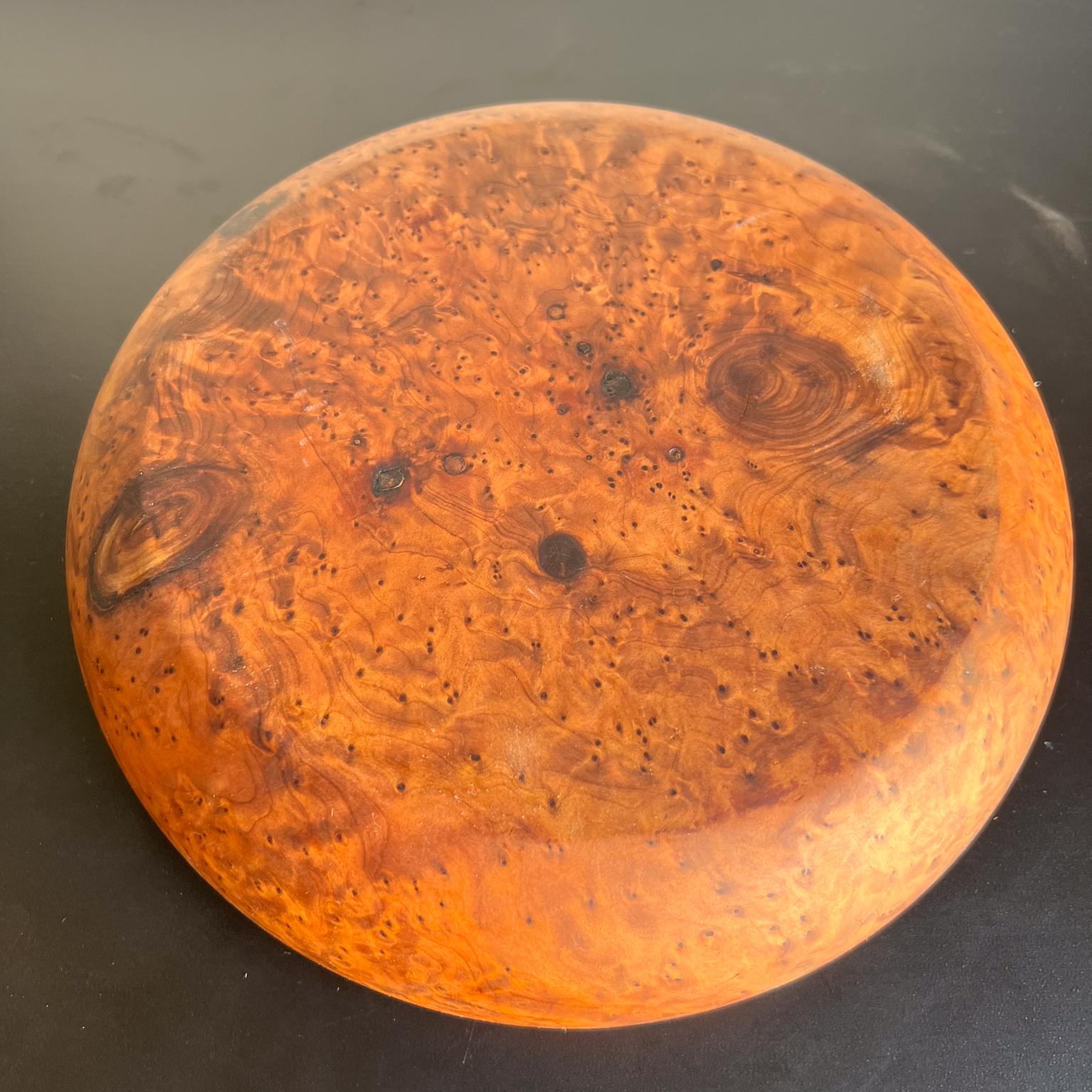 Cuenco de madera de burl de arte modernista de Studio A de los años 70 en venta 1