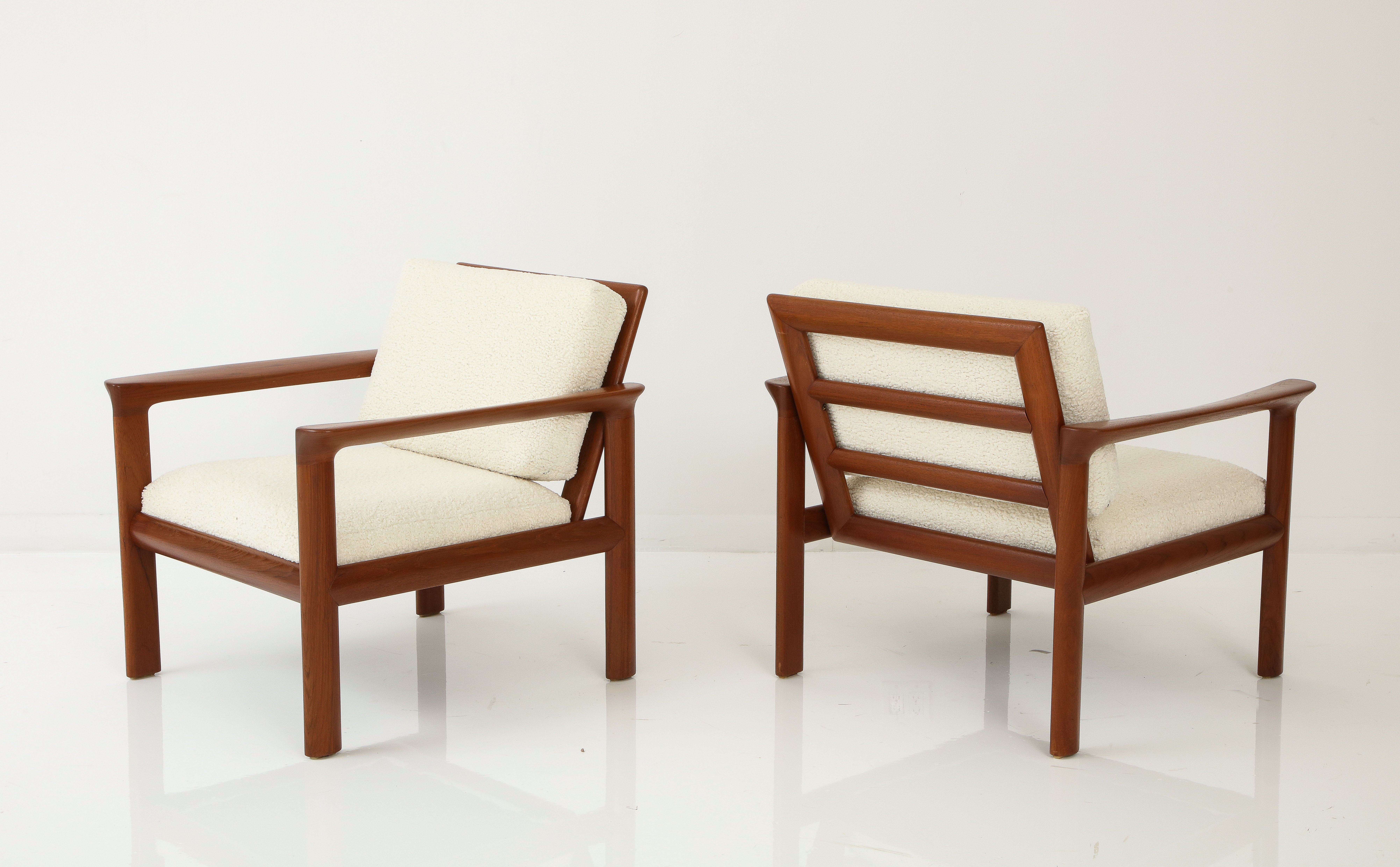 Modernistische dänische Sessel aus Teakholz von Sven Ellekaer aus den 1970er Jahren im Angebot