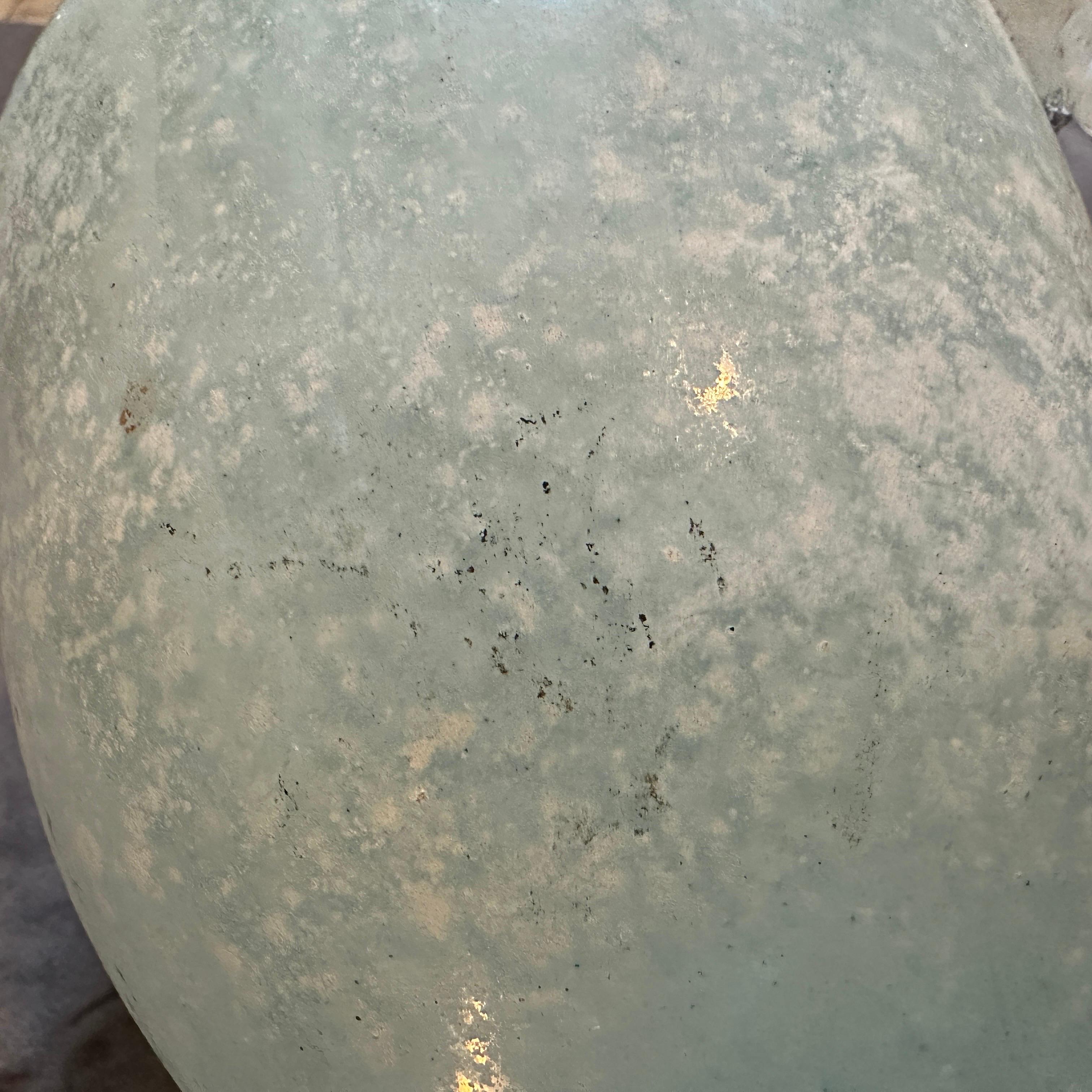 1970er Modernistische Vase aus türkisem und weißem Scavo Murano Glas von Seguso (Handgefertigt) im Angebot