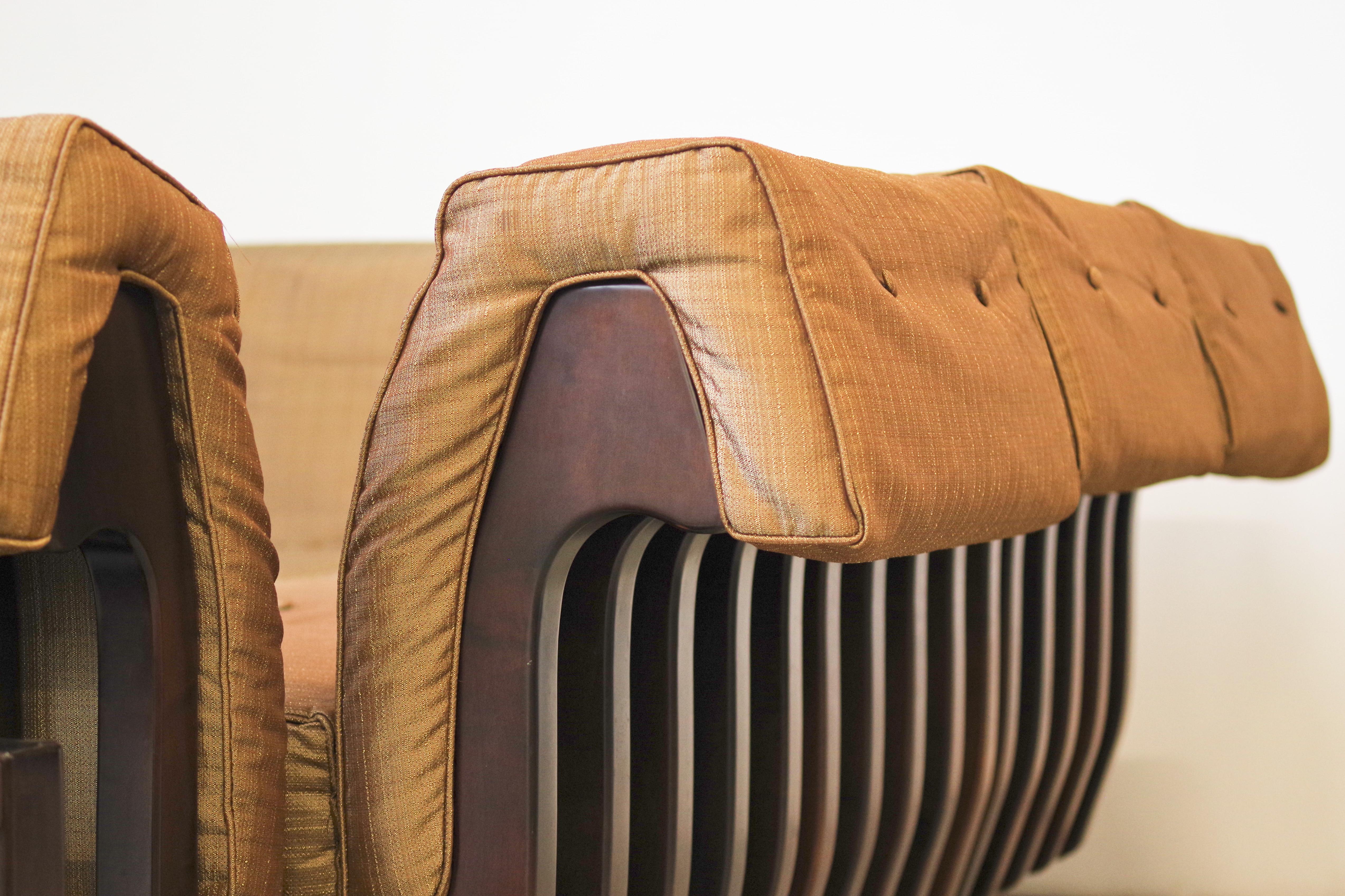 Late 20th Century 1970s Modular Beechwood Sofa by Frigerio - Original Fabric Upholstery, Set of 6 For Sale