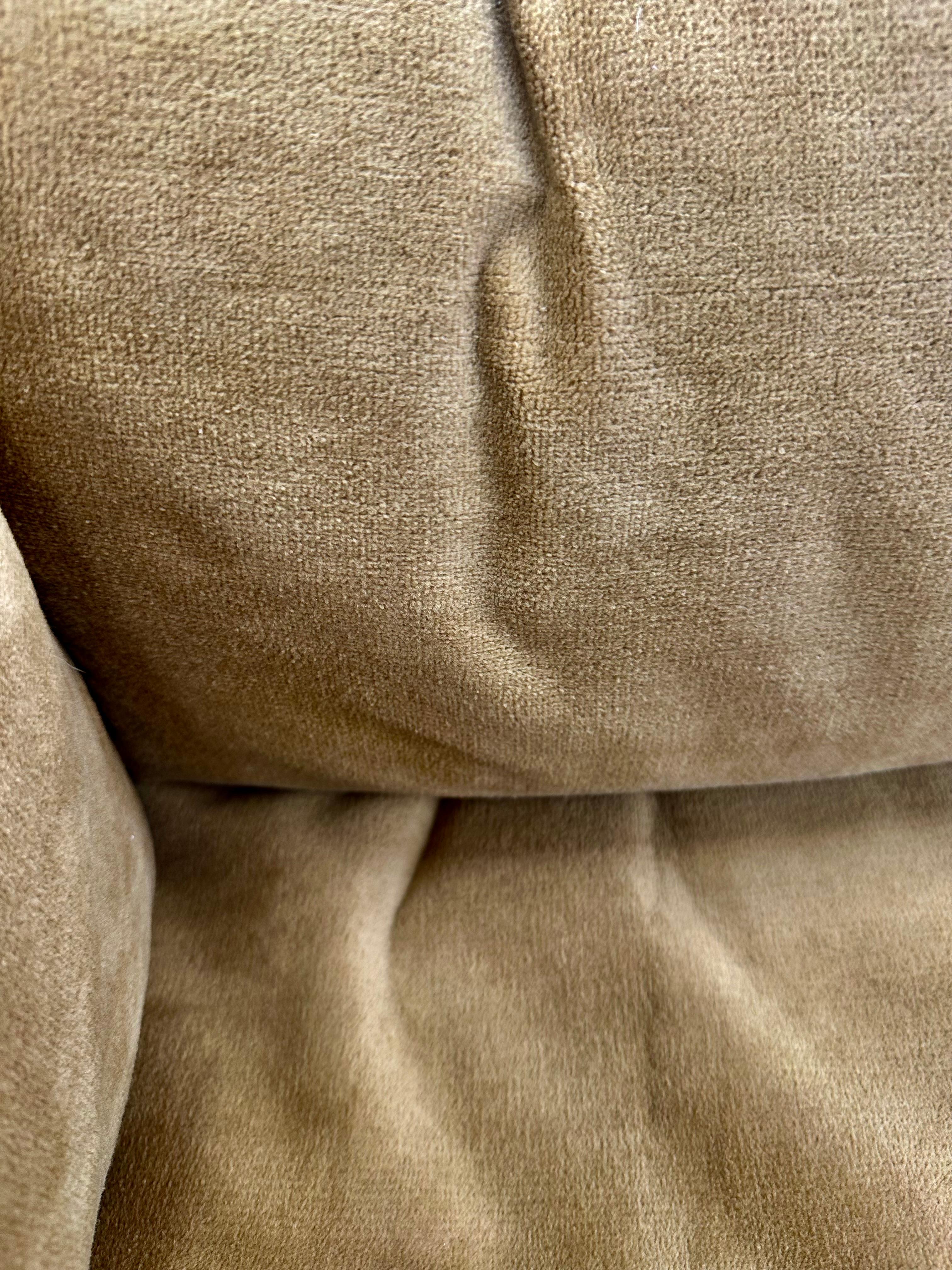 1970s Modular Camel Beige Immaculate Mohair Milo Baughman Sectional, Set of 9 For Sale 9