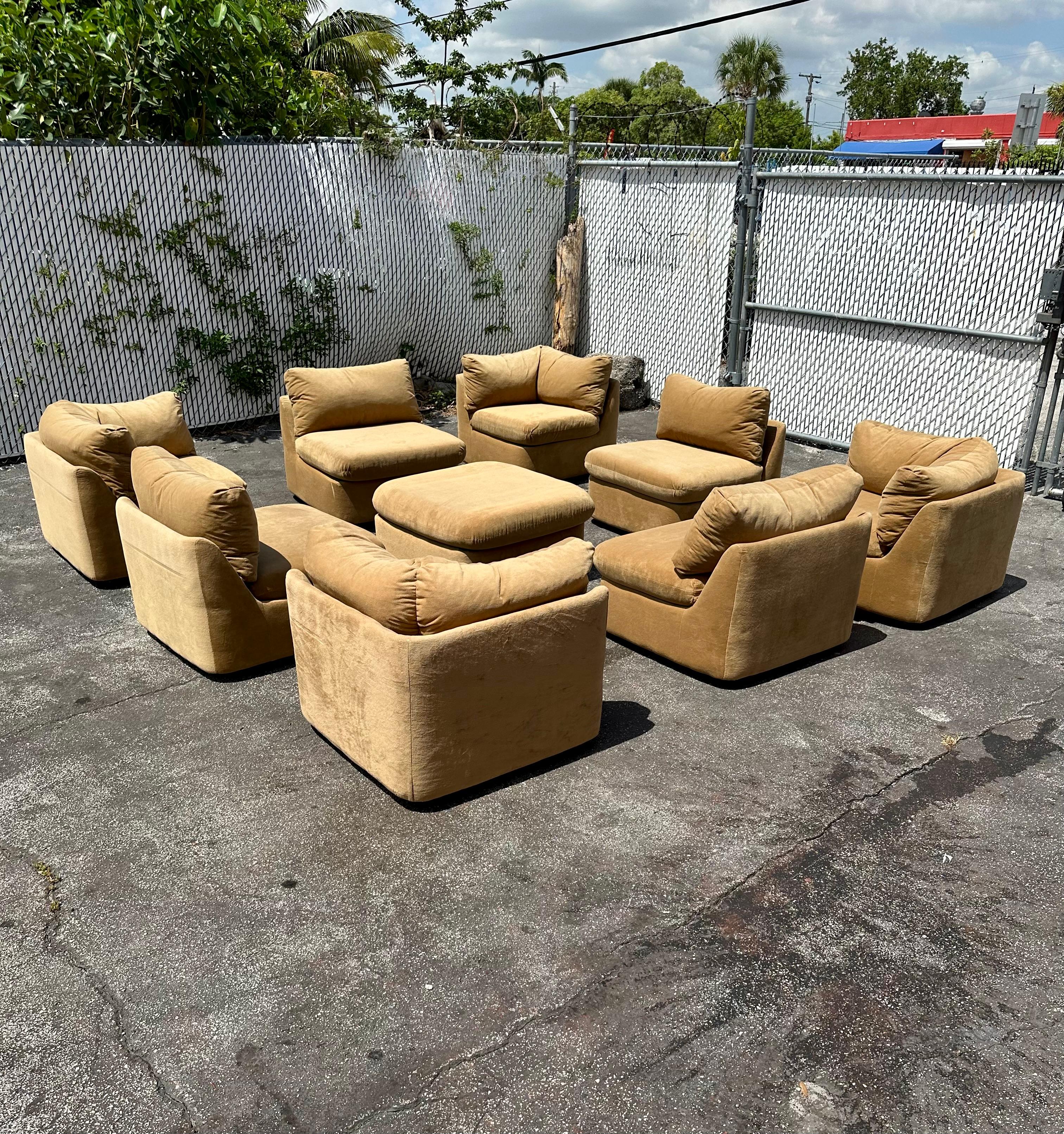 1970s Modular Camel Beige Immaculate Mohair Milo Baughman Sectional, Set of 9 For Sale 1