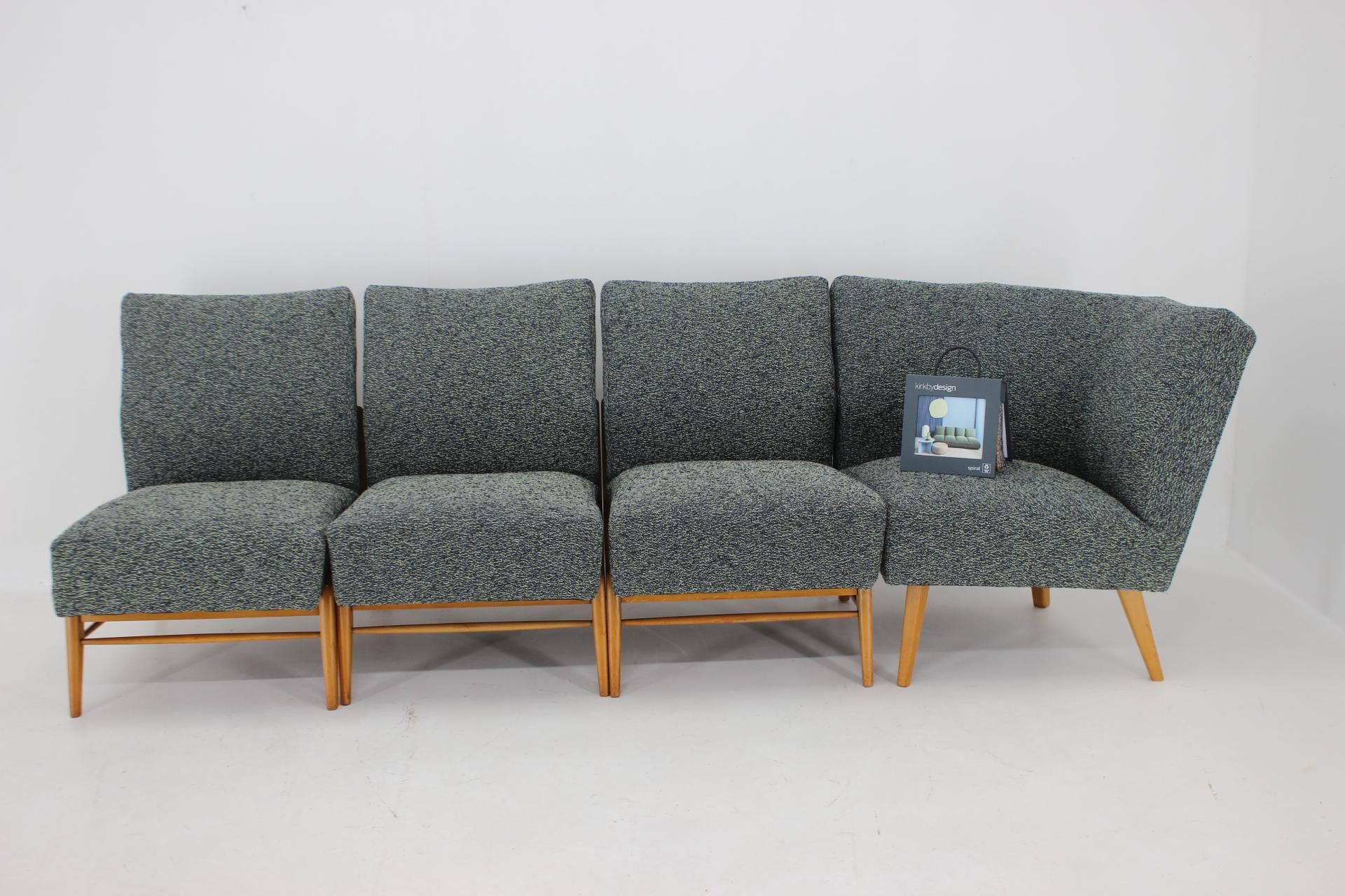 1970s Modular Sofa or Chairs in Beech wood and Kirgby Fabric, Czechoslovakia For Sale 5