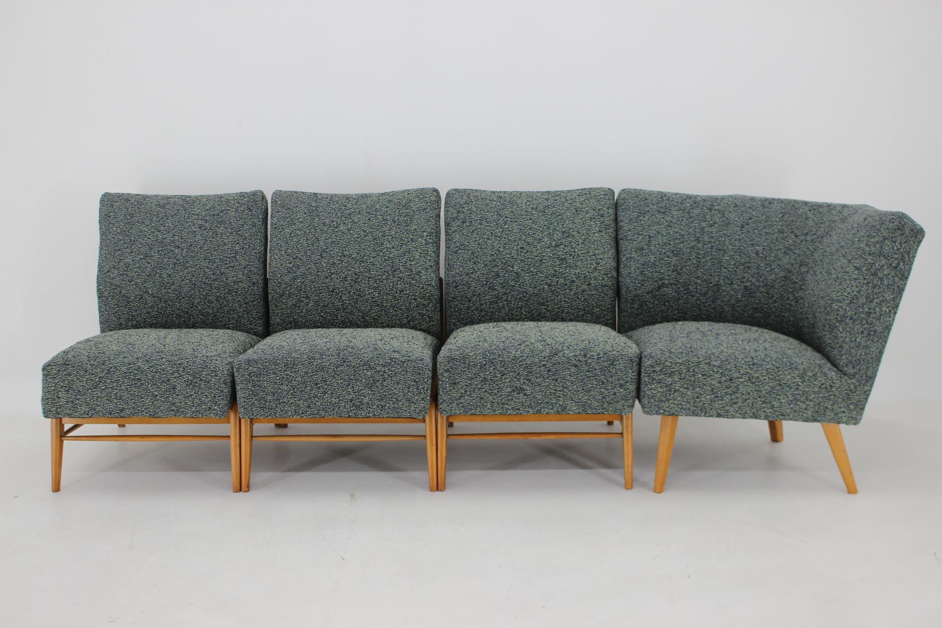 1970s Modular Sofa or Chairs in Beech wood and Kirgby Fabric, Czechoslovakia For Sale 1