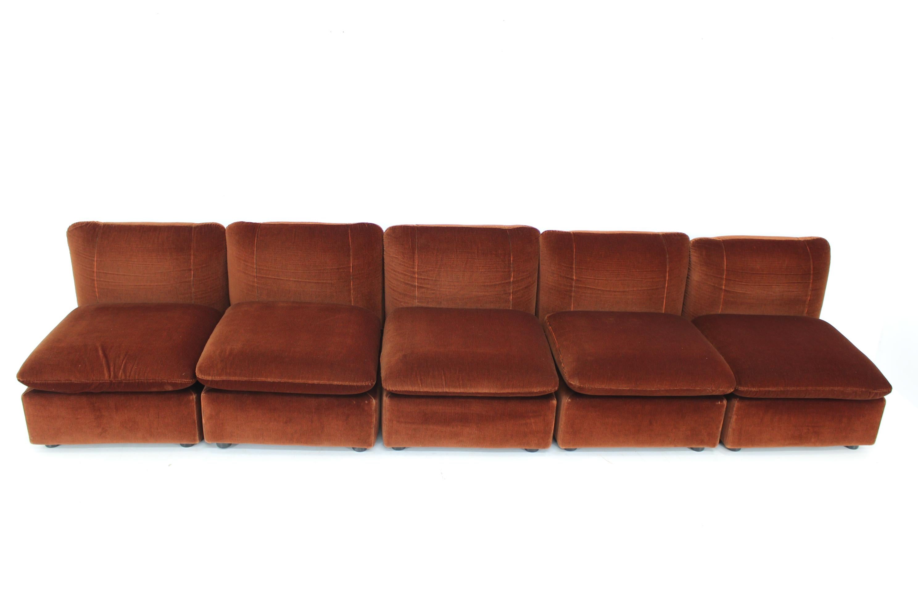 Mid-Century Modern 1970s Modular Sofa or Chairs, Italy For Sale