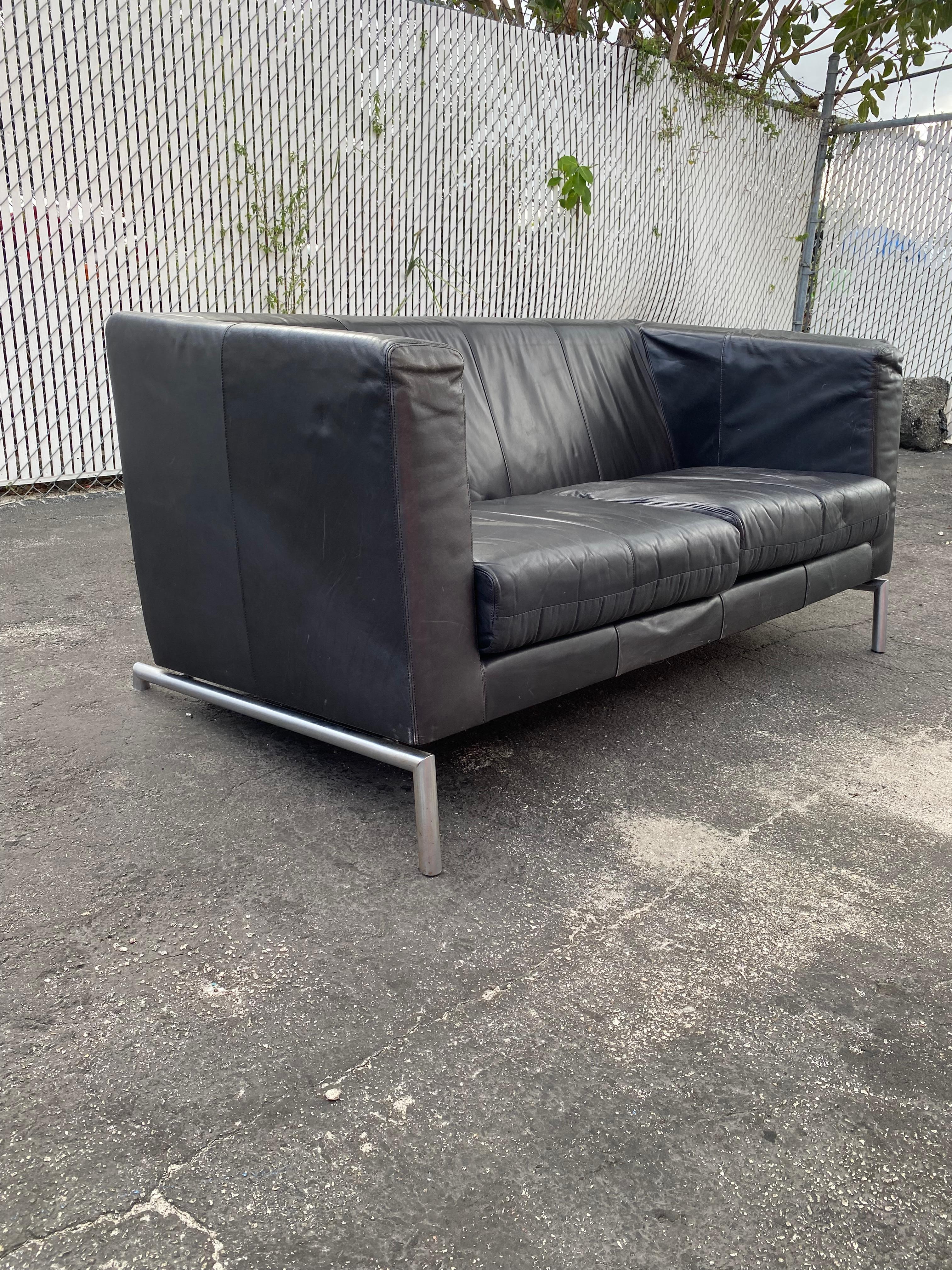 Mid-Century Modern 1970s Montis Chrome Black Leather Wegner Style Loveseat Sofa For Sale