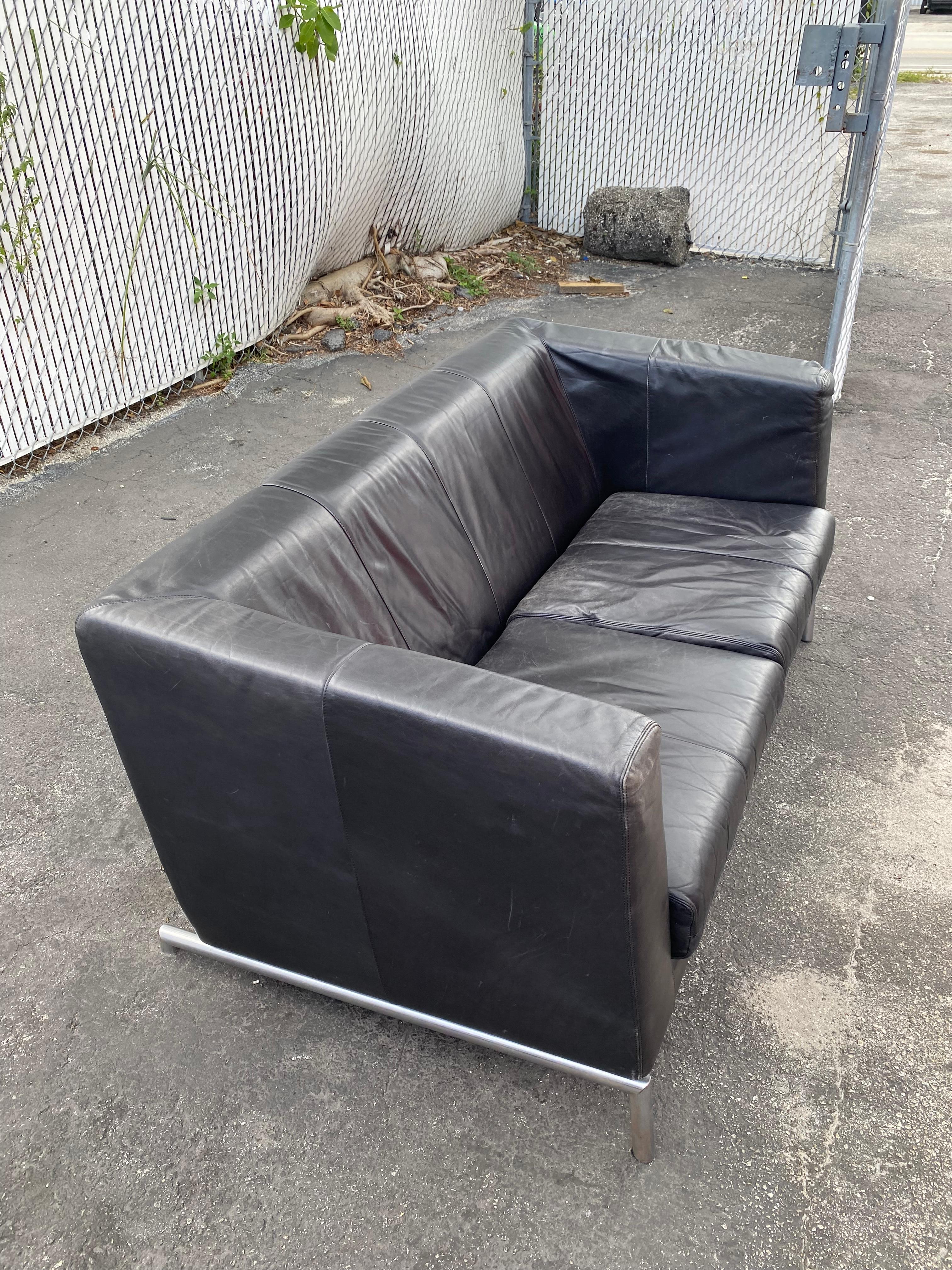Late 20th Century 1970s Montis Chrome Black Leather Wegner Style Loveseat Sofa For Sale