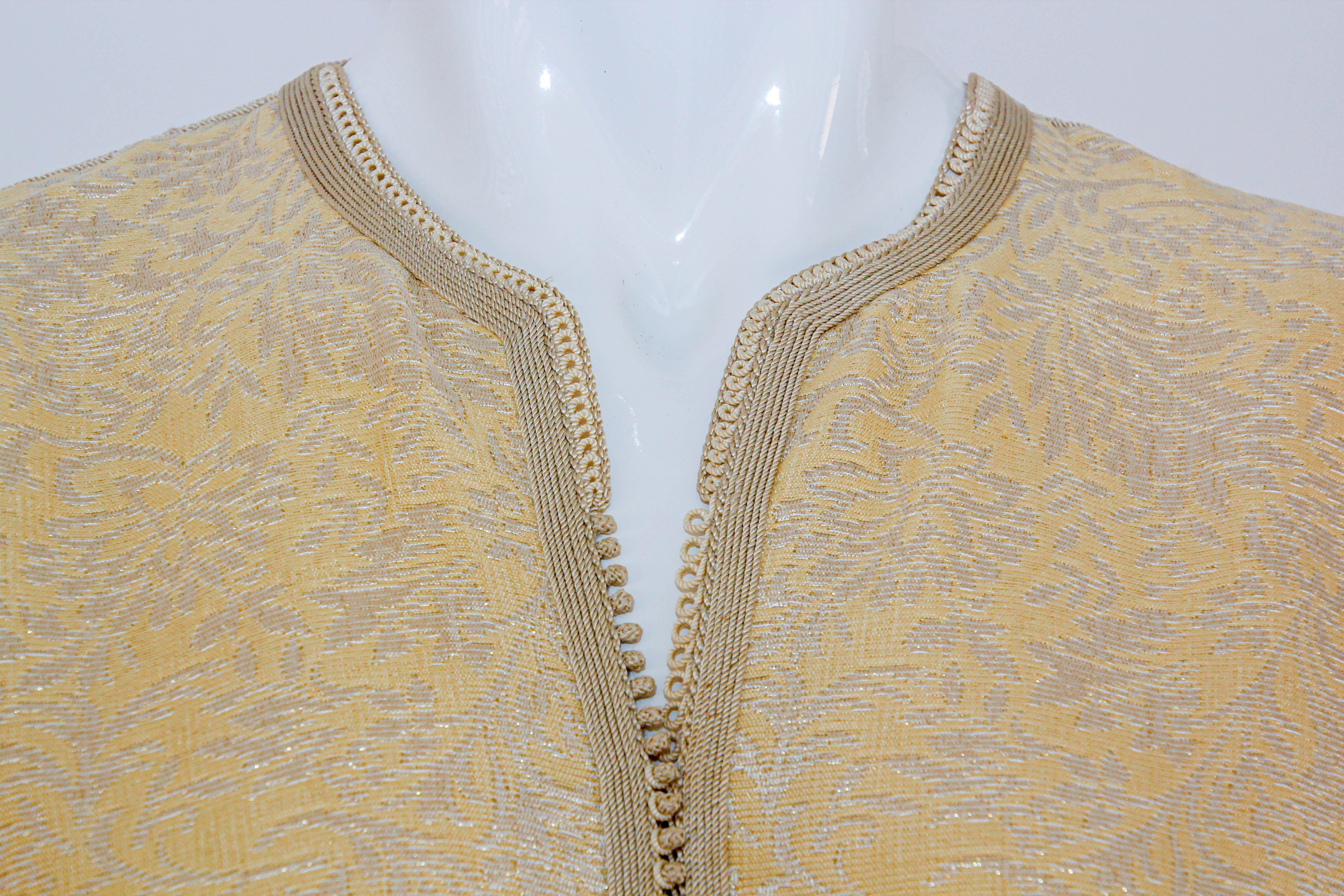 Women's or Men's 1970s Moroccan Vintage Caftan Gold Silk Cotton Damask For Sale