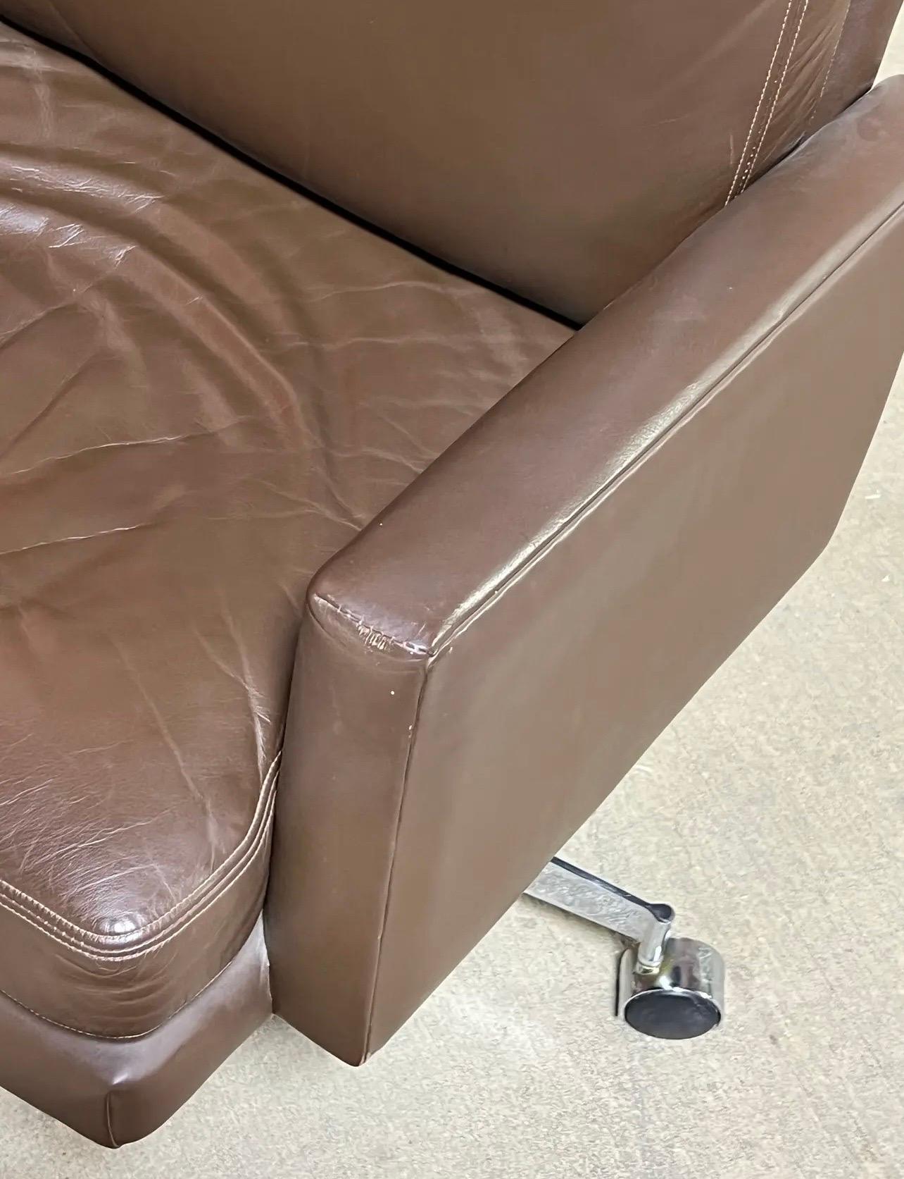 1970s Mueller Leather Executive Desk Chair For Sale 3