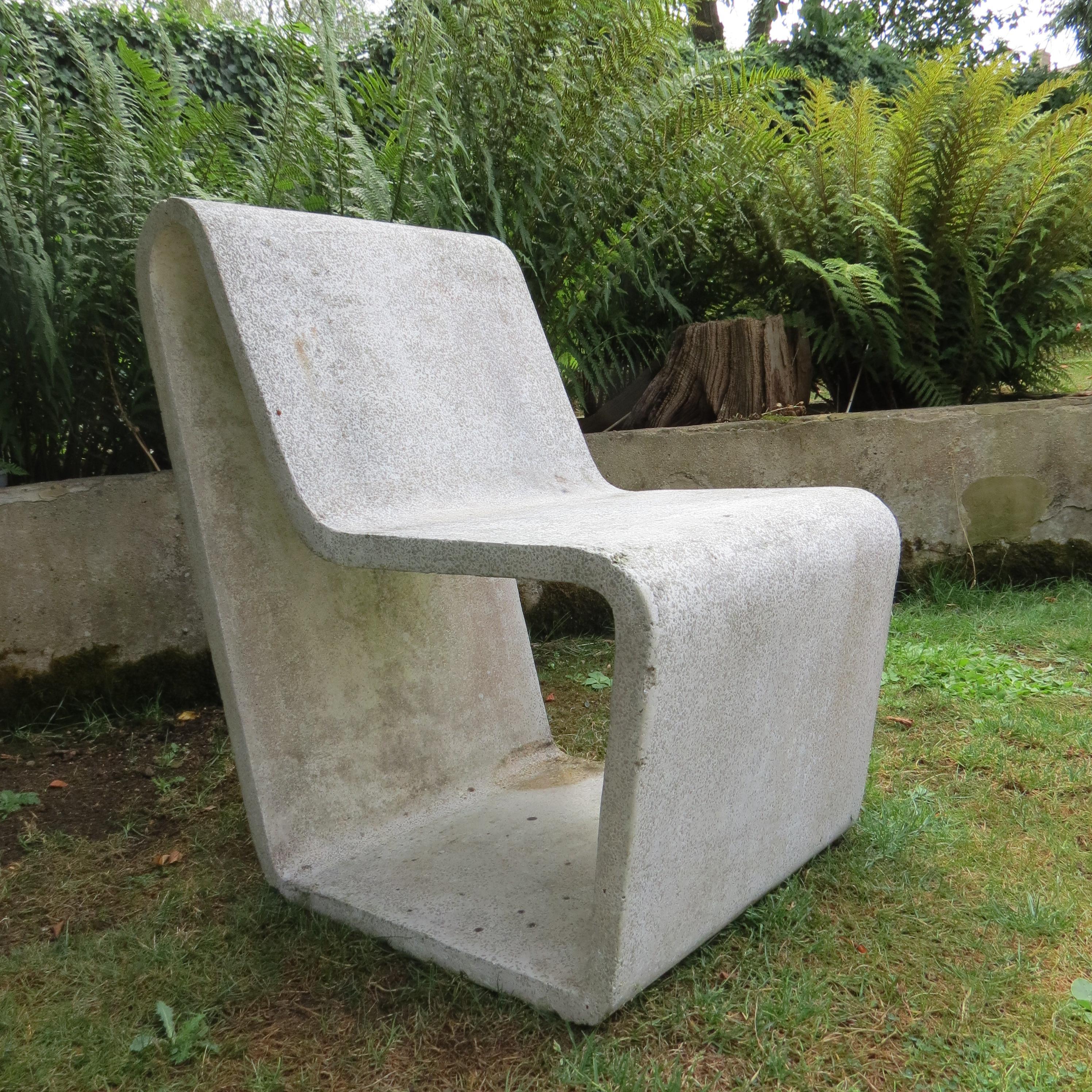 1970s Municipal Brutalist Concrete Garden Loop Chairs and Table Willy Guhl Style For Sale 4